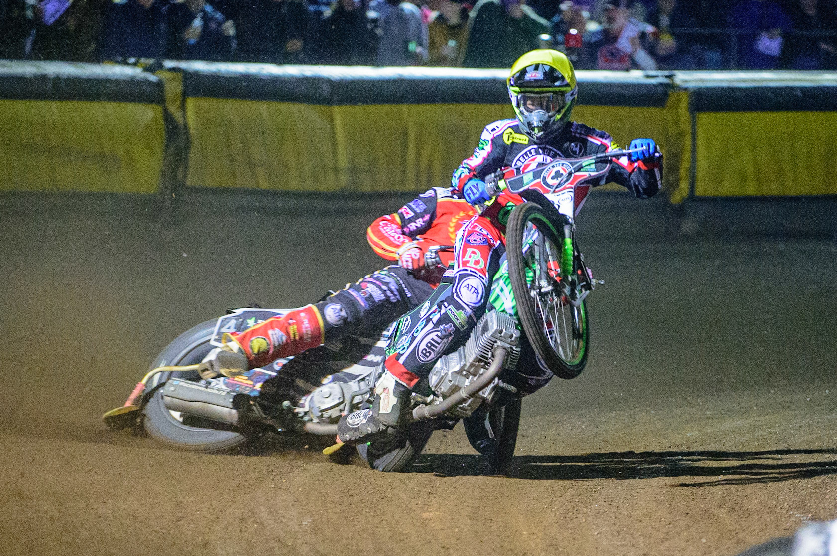 PETERBOROUGH, UK. OCT 14TH Charles Wright  (Yellow) \rears in front of Scott Nicholls  (Blue) during the SGB Premiership Grand Final 2nd leg between Peterborough and Belle Vue Aces at East of England Showground, Peterborough on Thursday 14th October 2021. (Credit: Ian Charles | MI News)