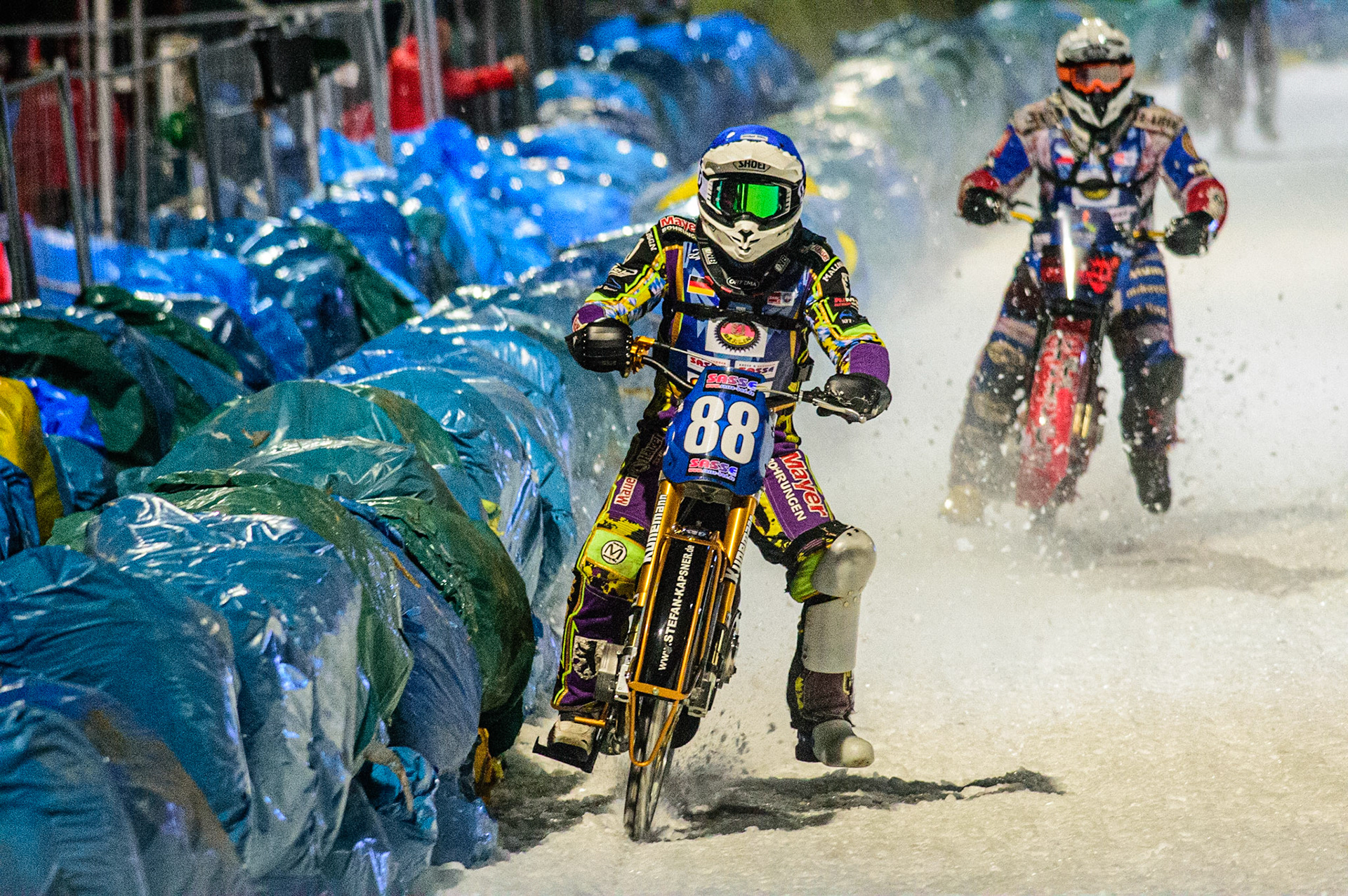 Max Neidermaier (Blue) leads Jan Klatovsky (White) during the German Individual Ice Speedway Championship at Horst-Dohm-Eisstadion, Berlin on Friday 3rd March 2023. (Photo: Ian Charles | MI News)