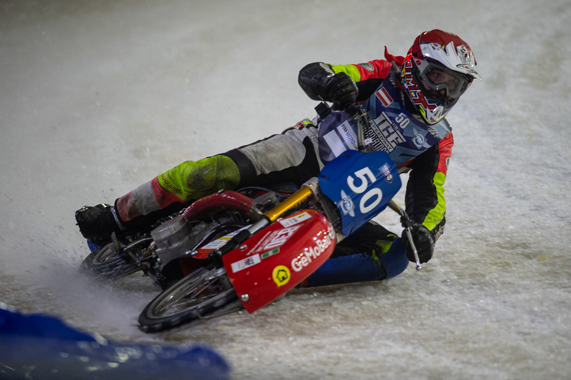 HEERENVEEN, NL. Harald Simon (50) in action during the FIM Ice Speedway Gladiators World Championship Final 3 at Ice Rink Thialf, Heerenveen on Saturday  2 April 2022. (Credit: Ian Charles | MI News)