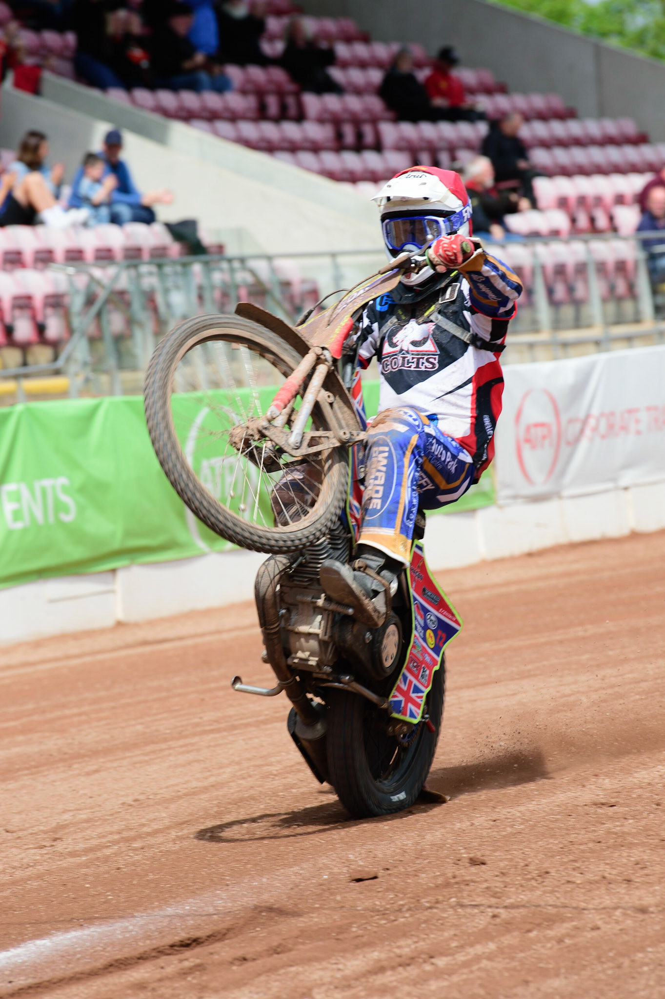 MANCHESTER, UK.  JUN 3RD Jake Mulford   wheelies  during the National Development League match between Belle Vue Colts and Oxford Chargers at the National Speedway Stadium, Manchester on Friday 3rd June 2022. (Credit: Ian Charles | MI News)