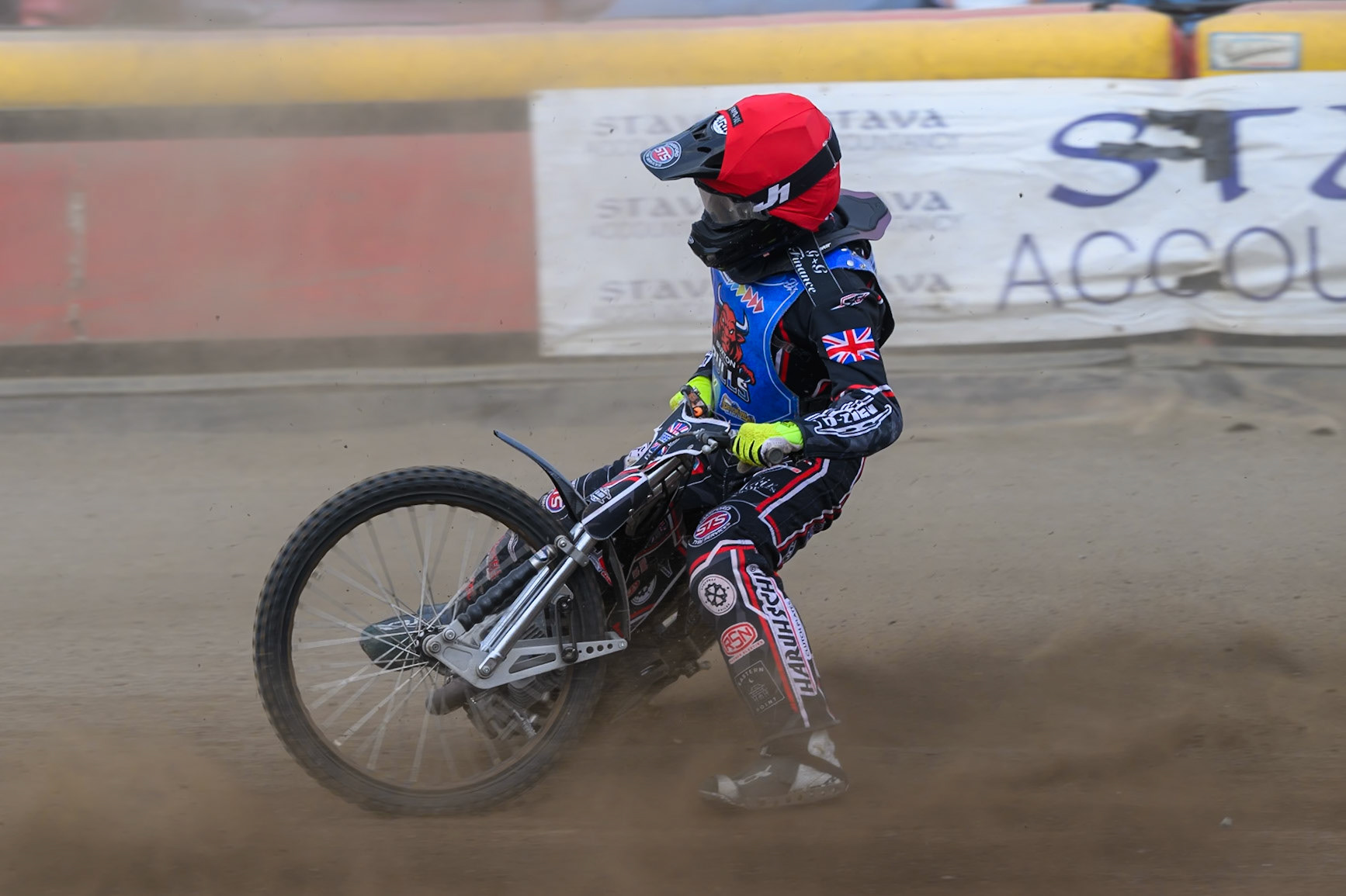 Jack Shimelt of Buxton Bulls in action during the WSRA National Development League match between Buxton Bulls and Oxford Chargers at Hi-Edge Speedway, Buxton on Sunday 2nd August 2026. (Photo: Ian Charles | MI News)