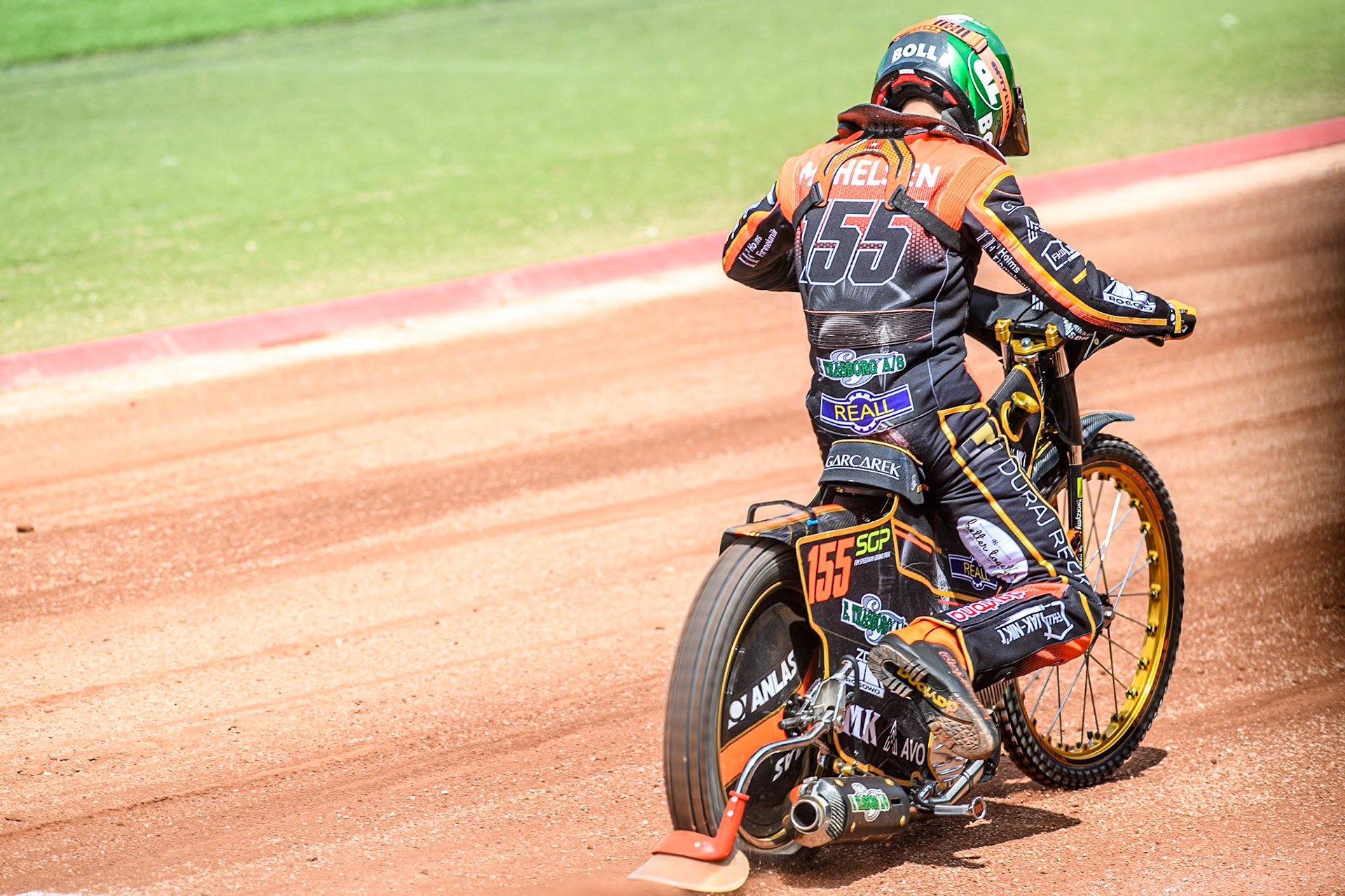 Mikkel Michelsen (155) of Denmark does a practice start during the ATPI FIM Speedway Grand Prix Round 4 at the National Speedway Stadium, Manchester, on Friday 6th June 2025. (Photo: Ian Charles | MI News)