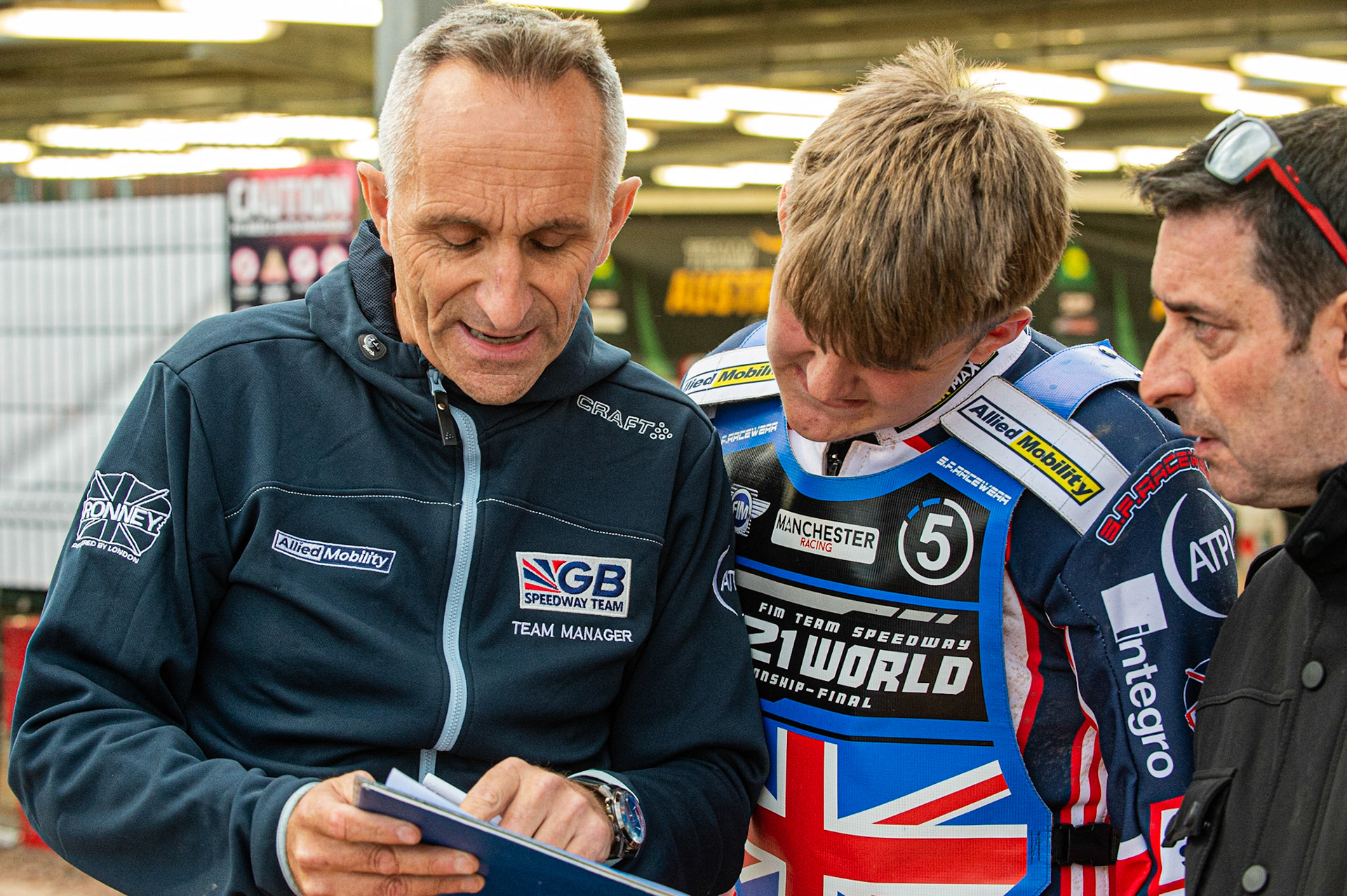 Photo: Ian Charles

Neil Vatcher (left) talks tactics with Leon Flint

FIM Team Speedway U-21 World Championship, National Speedway Stadium, Manchester Friday 12 July  2019