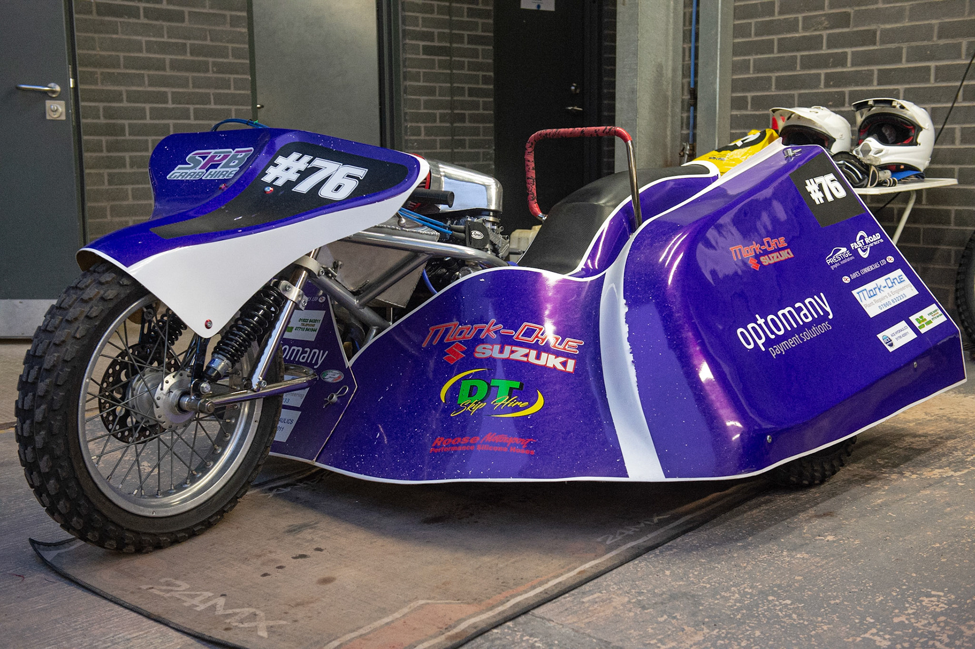 MANCHESTER, ENGLAND Simon Beaney & Gareth Bemister (76) Sidecar unit during the  ACU Sidecar Speedway Manchester Masters,  Belle Vue National Speedway Stadium, Manchester Saturday 12 October 2019 (Credit: Ian Charles | MI News)