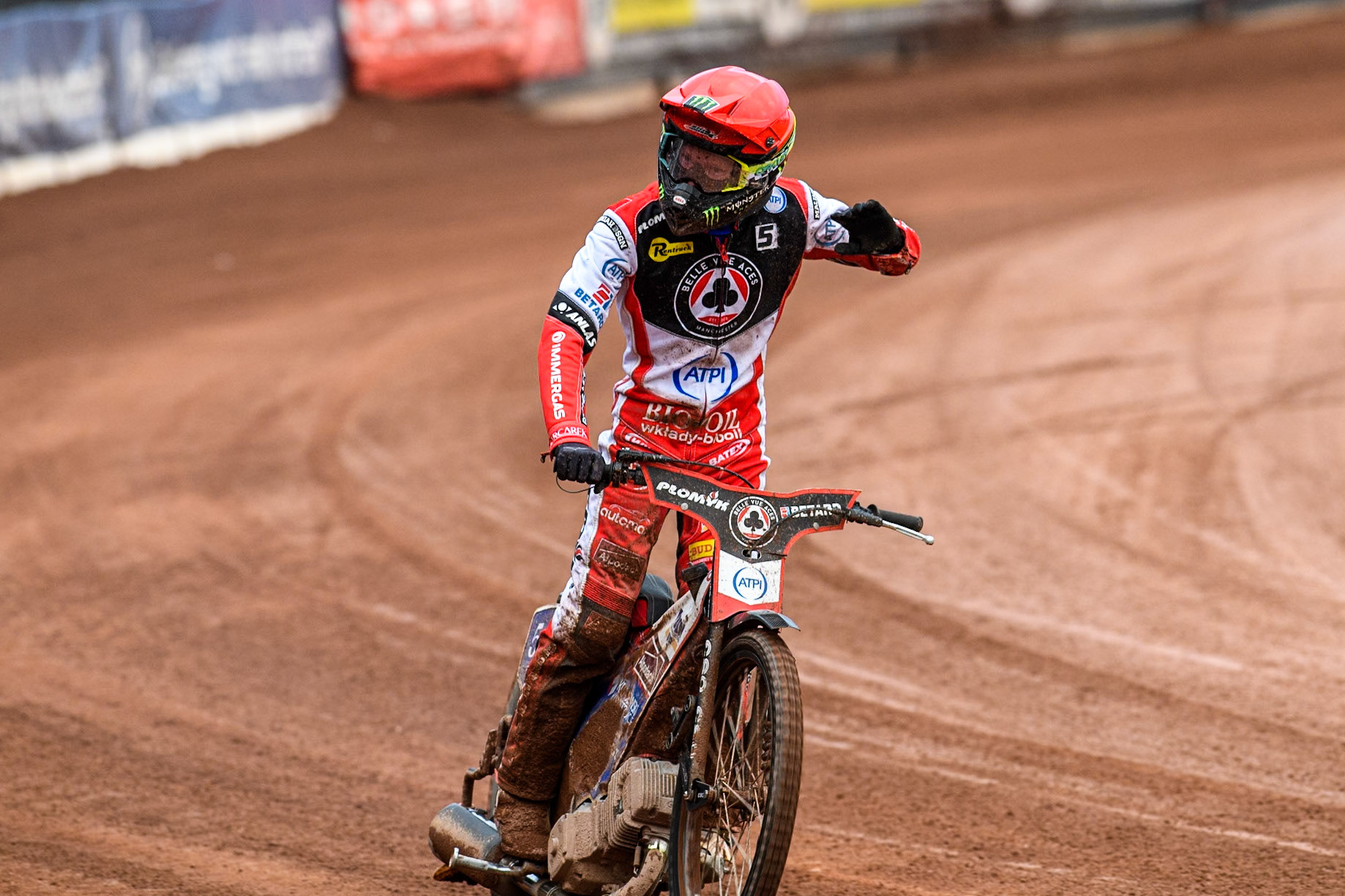 Belle Vue Aces' Dan Bewley  waves to the crowd after his heat win during the Rowe Motor Oil Premiership match between Belle Vue Aces and Ipswich Witches at the National Speedway Stadium, Manchester on Monday 1st July 2024. (Photo: Ian Charles | MI News)