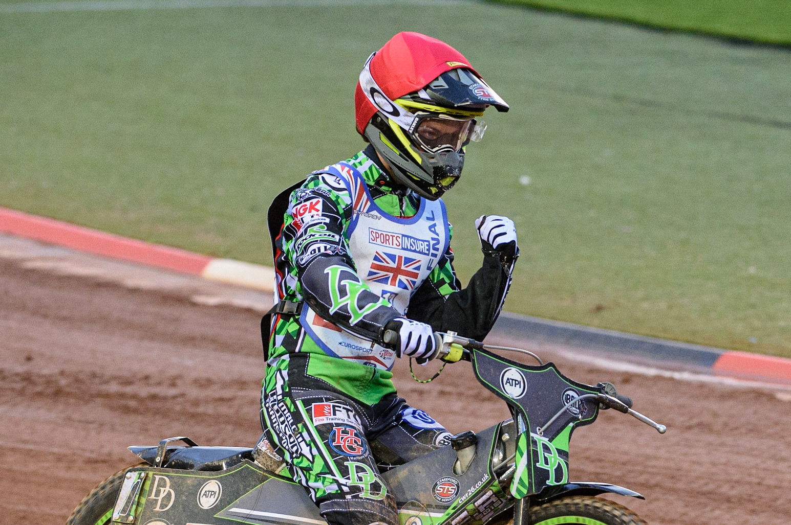 MANCHESTER, UK. AUGUST 16TH   Charles Wright  celebrates his heat win during the Sports Insure British Speedway Finals at the National Speedway Stadium, Manchester on Monday 16th August 2021. (Credit: Ian Charles | MI News)