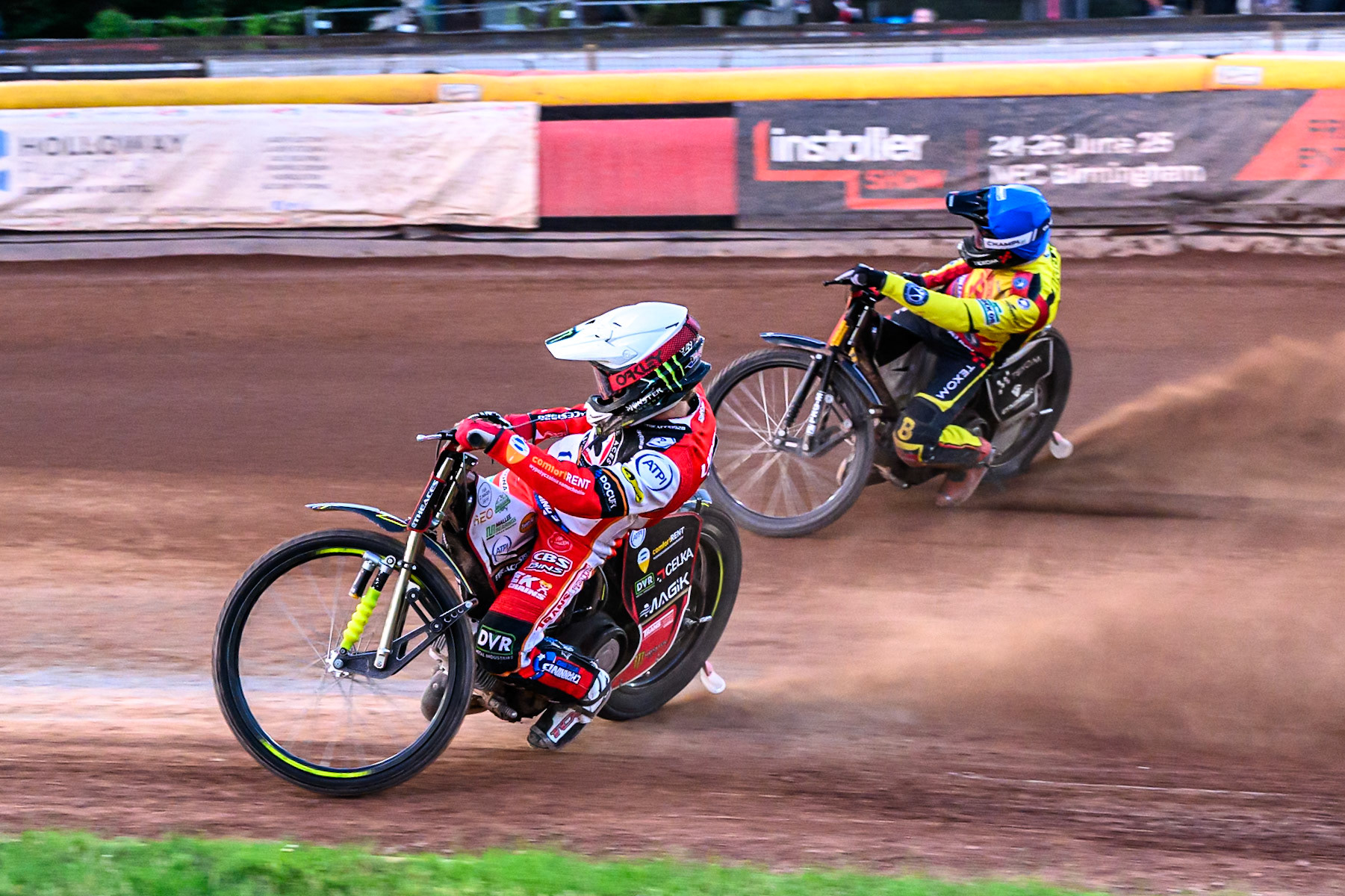 Belle Vue Aces' Jaimon Lidsey  in White rides inside Birmingham Brummies' Tobias Musielak  in Blue during the Rowe Motor Oil Premiership match between Birmingham Brummies and Belle Vue Aces at Perry Barr Stadium, Birmingham on Monday 28th July 2025. (Photo: Ian Charles | MI News)