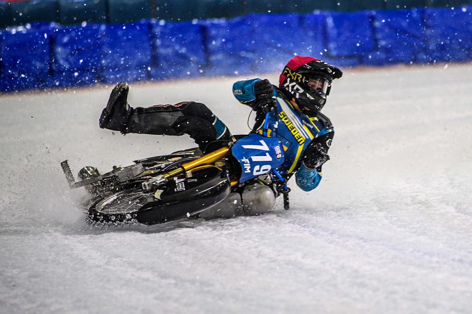 Filip Jäger (719) of Sweden in Red loses control of his bike in the re-run of Heat 17 during the FIM Ice Speedway Gladiators World Championship, Final 4 at the Ice Stadium, Thialf, Heerenveen on Sunday 6th April 2025. (Photo: Ian Charles | MI News)