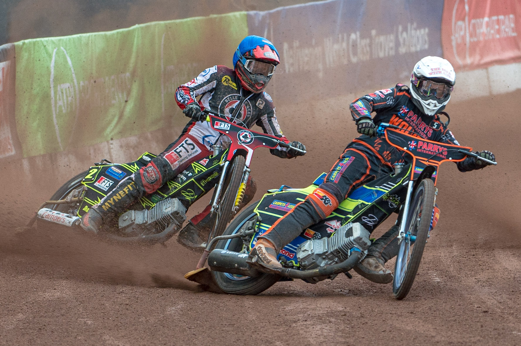MANCHESTER, UK. JUN 13TH Nick Morris  (White) leads Jye Etheridge (Blue) during the SGB Premiership match between Belle Vue Aces and Wolverhampton  Wolves at the National Speedway Stadium, Manchester on Monday 13th June 2022. (Credit: Ian Charles | MI News)