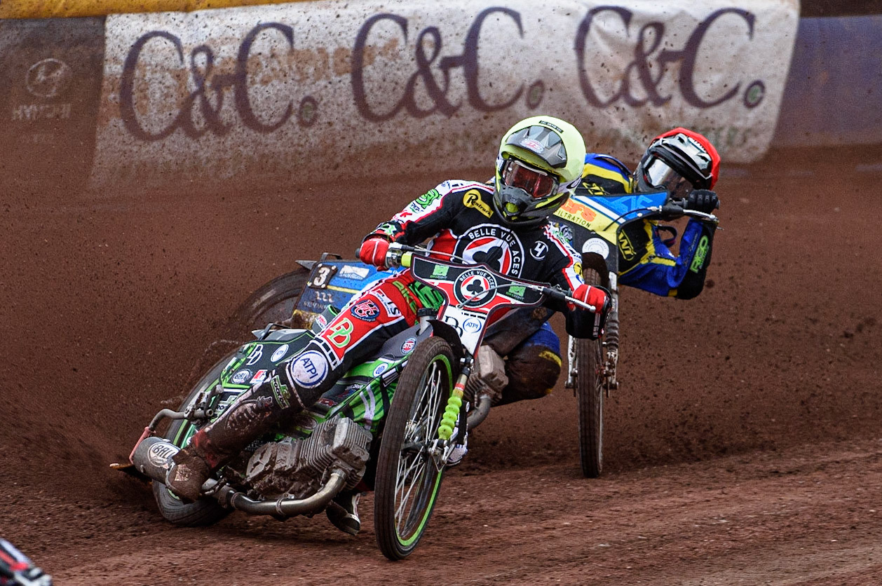 SHEFFIELD, UK. JULY 1ST     Charles Wright  (Yellow) leads Adam Ellis (Red) during the SGB Premiership match between Sheffield Tigers and Belle Vue Aces at Owlerton Stadium, Sheffield on Thursday 1st July 2021. (Credit: Ian Charles | MI News)