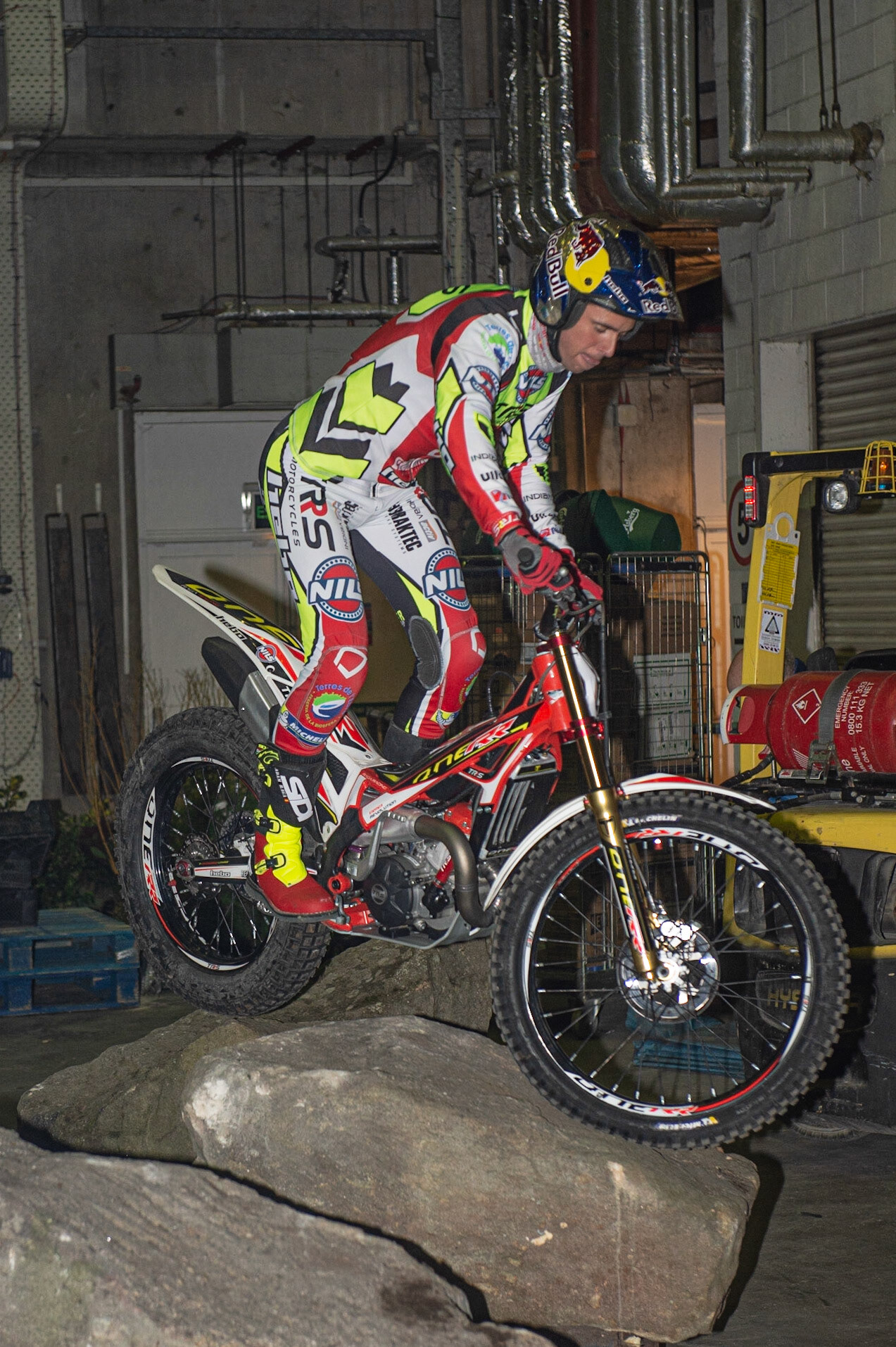 SHEFFIELD, ENGLAND  - DECEMBER 28TH  Adam Raga, Spain (TRRS) in the warm up area backstage before the event  during the 25th Anniversary Sheffield Indoor Trial at the FlyDSA Arena, Sheffield on Saturday 28th December 2019. (Credit: Ian Charles | MI News)