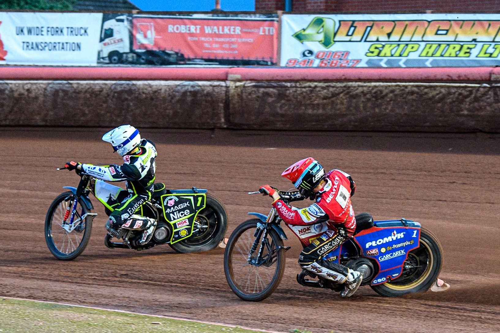 Dan Bewley (Red) chases Emil Sayfutdinov (White) during the Sports Insure Premiership match between Belle Vue Aces and Ipswich Witches at the National Speedway Stadium, Manchester on Monday 17th July 2023. (Photo: Ian Charles | MI News)
