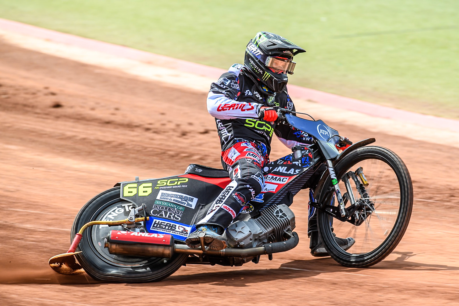 Fredrik Lindgren (66) of Sweden in the qualifying session during the ATPI FIM Speedway Grand Prix Round 4 at the National Speedway Stadium, Manchester, on Friday 6th June 2025. (Photo: Ian Charles | MI News)