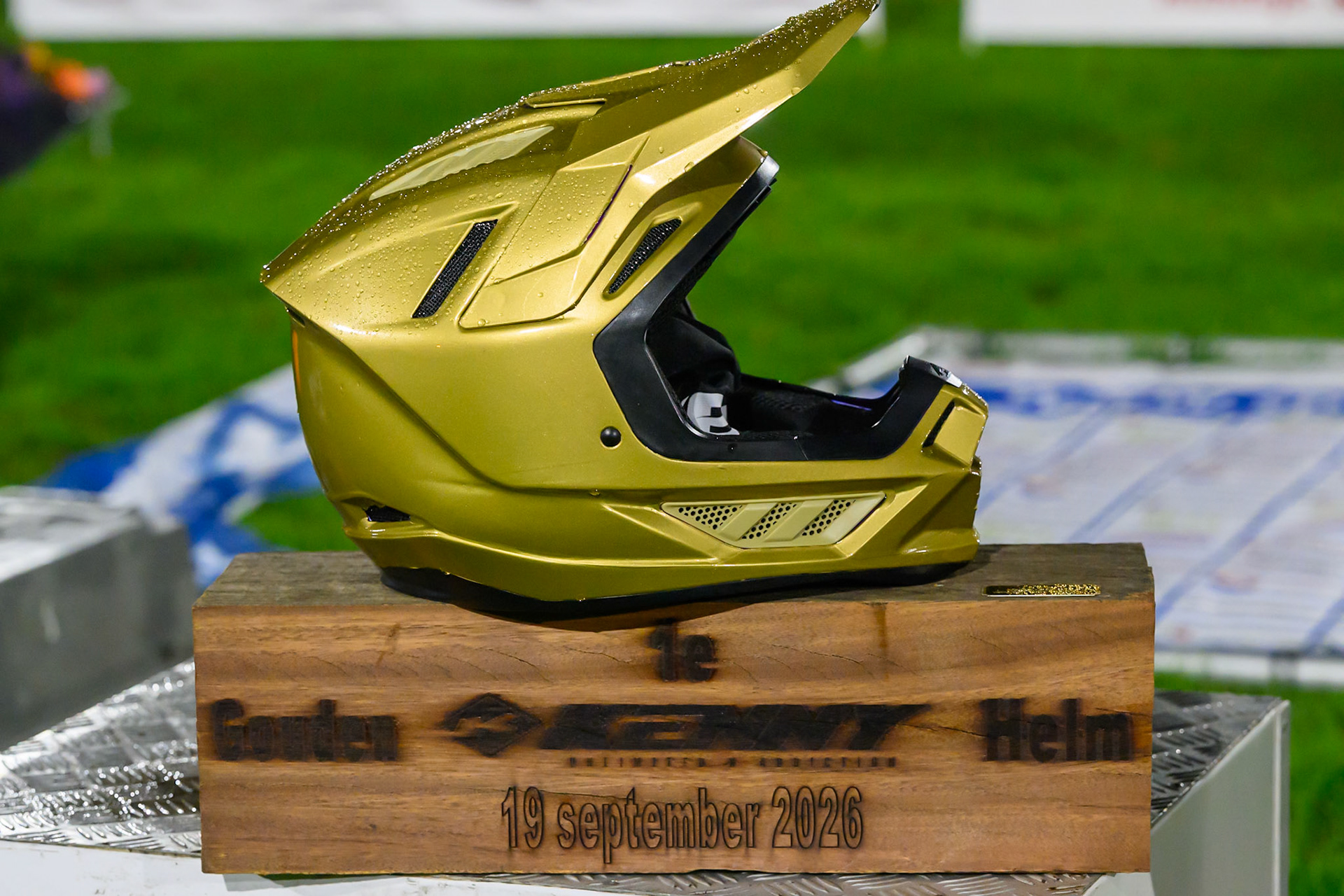The Gouden Kenny Helm trophy during the Gouden KENNY Helm at Speedway Veenoord, Veenoord in the Netherlands on Saturday 19th September 2026. (Photo: Ian Charles | MI News)