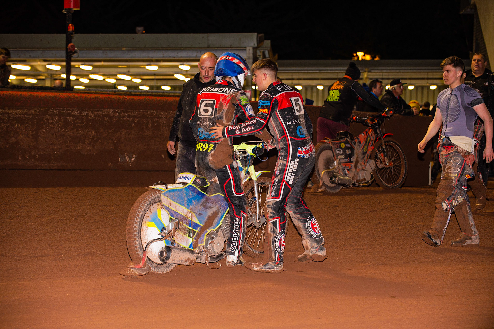 Photo: Ian Charles

Ben Rathbone is congratulated by Leon Flint  after his last gasp pass to get third place in heat 14

Belle Vue Colts v Kent Kings, SGB National League Play Offs, Semi Final 1st Leg, Belle Vue National Speedway Stadium, Manchester, Friday 4  October  2019