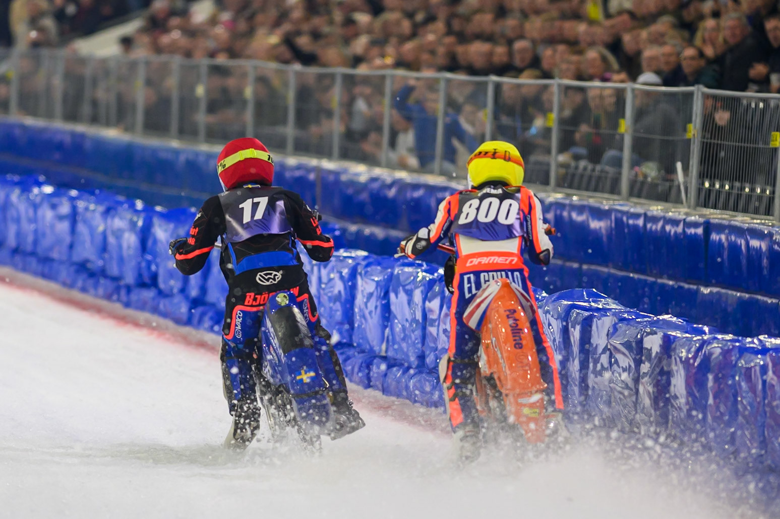 Jasper Iwema (800) of The Netherlands in Yellow chases Melwyn Bjorklin (17) of Sweden  in Red during the FIM Ice Speedway Gladiators World Championship Final 3 at Ice Rink Thialf, Heerenveen on Saturday 11th April 2026. (Photo: Ian Charles | MI News)