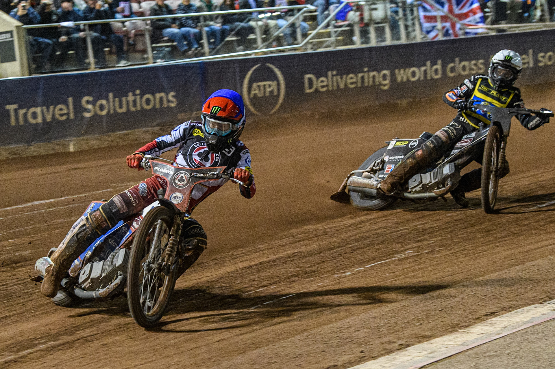 Dan Bewley (Blue) leads Tai Woffinden (White) during the Sports Insure Premiership match between Belle Vue Aces and Sheffield Tigers at the National Speedway Stadium, Manchester on Monday 7th August 2023. (Photo: Ian Charles | MI News)