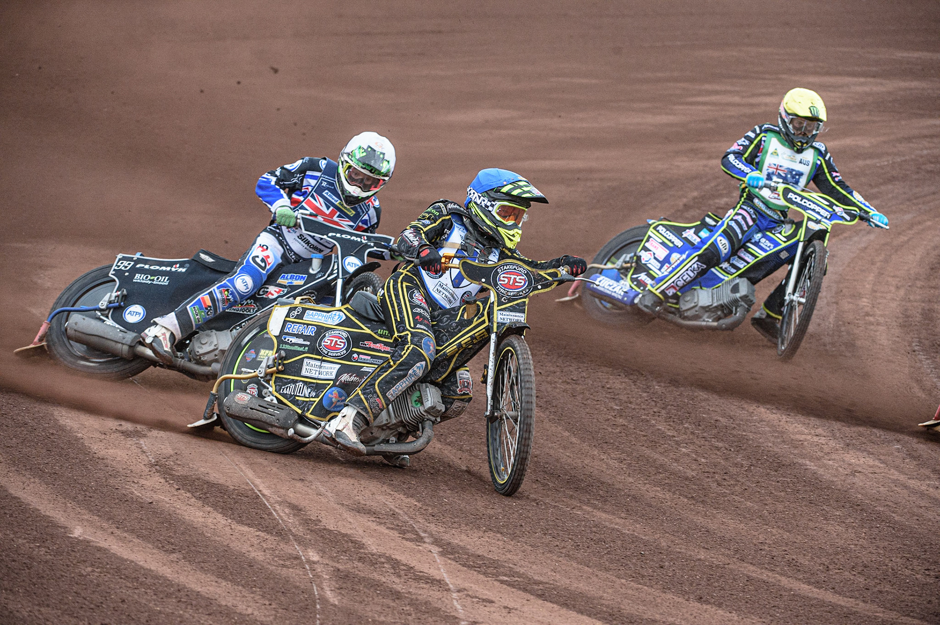 GLASGOW, UK. JUNE 19TH.  Tero Aarnio (Finland) (Blue) leads  Dan Bewley (Great Britain) (White) and Jaimon Lidsey (Australia) (Yellow) during the FIM Speedway Grand Prix Qualifying Round at the Peugeot Ashfield Stadium, Glasgow on Saturday 19th June 2021. (Credit: Ian Charles | MI News)