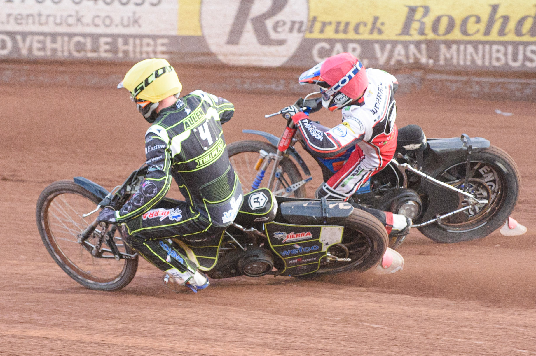 MANCHESTER, UK. JUNE 7TH   Jake Allen  (Yellow) collides with Steve Worrall  (Red) on the final lap of heat 15 during the SGB Premiership match between Belle Vue Aces and Ipswich Witches at the National Speedway Stadium, Manchester on Monday 7th June 2021. (Credit: Ian Charles | MI News)