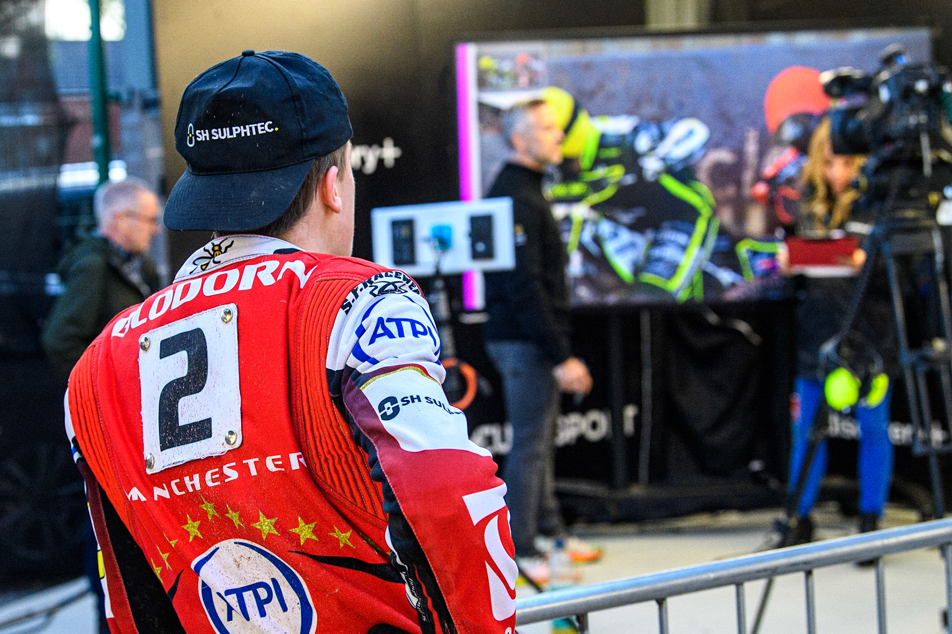 Norick Blodorn watches the TV Screen in the pits during the Sports Insure Premiership match between Belle Vue Aces and Ipswich Witches at the National Speedway Stadium, Manchester on Monday 17th July 2023. (Photo: Ian Charles | MI News)