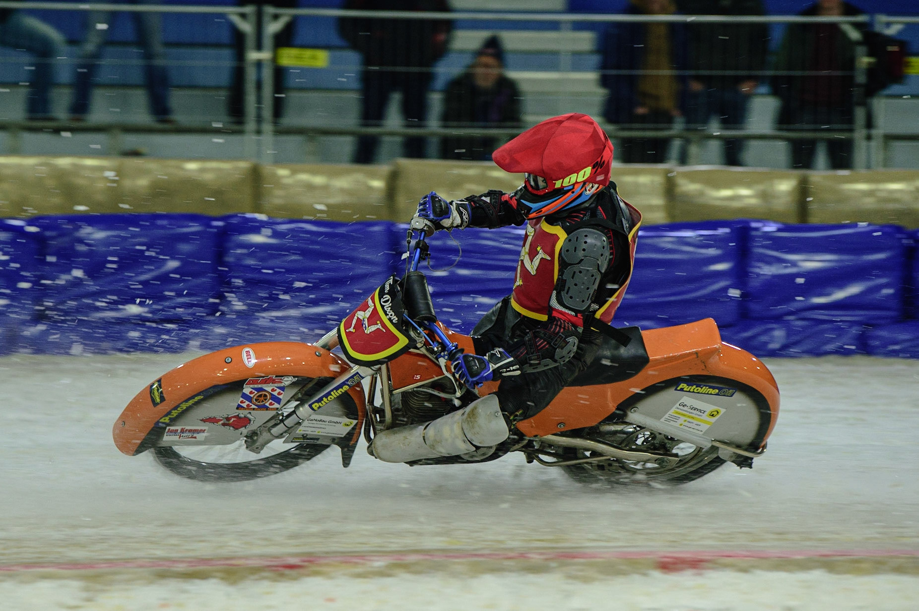HEERENVEEN, NL. APR 1. Tim Dixon in action  during the ROLOEF THIJS BOKAAL  at Ice Rink Thialf, Heerenveen on Friday 1st April 2022. (Credit: Ian Charles | MI News)
