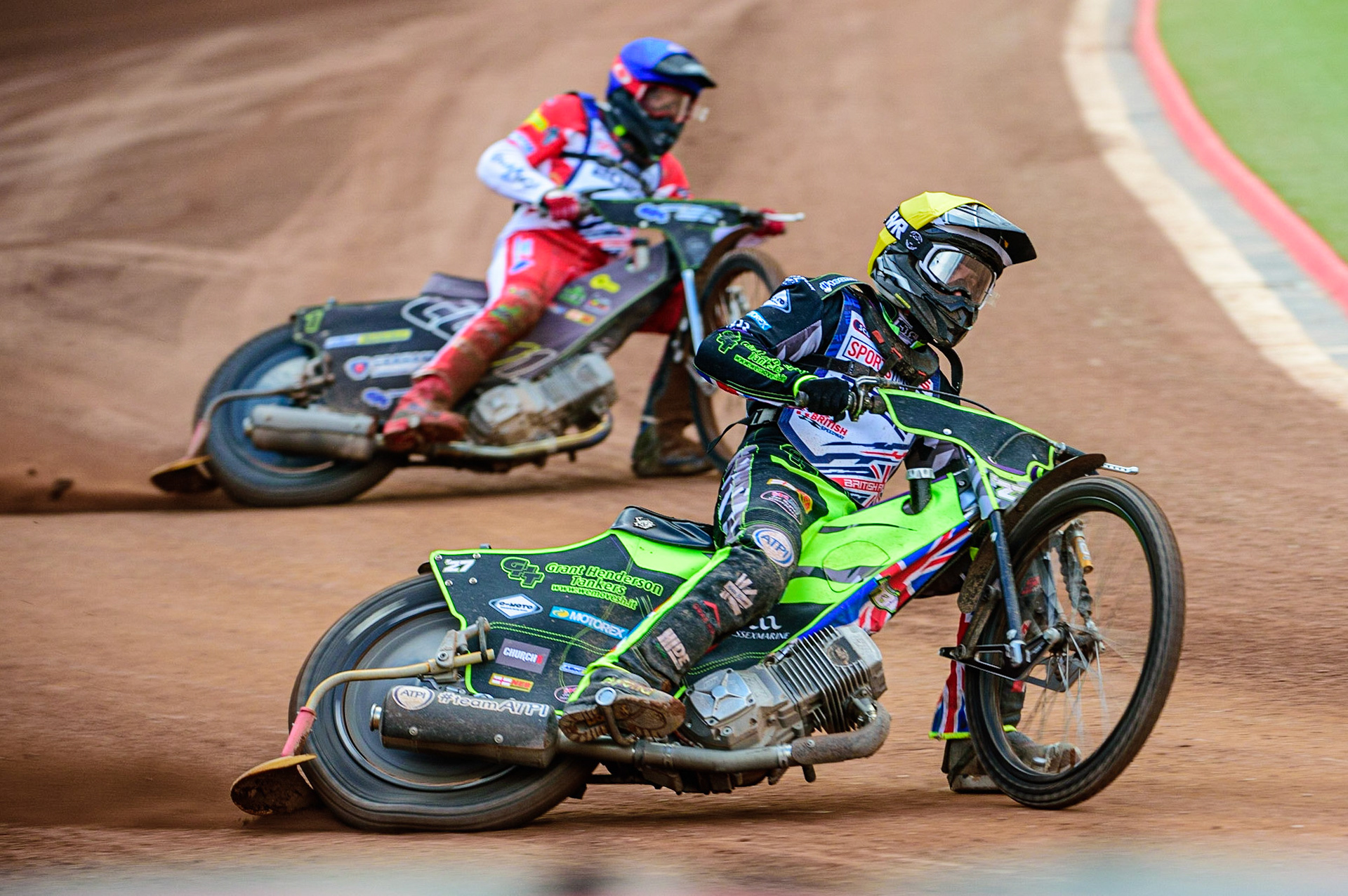 Tom Brennan  (Yellow) leads Craig Cook  (Blue) during the Sports Insure British Speedway Final, at the National Speedway Stadium, Manchester, on Sunday 18th September 2022. (Credit: Ian Charles | MI News )