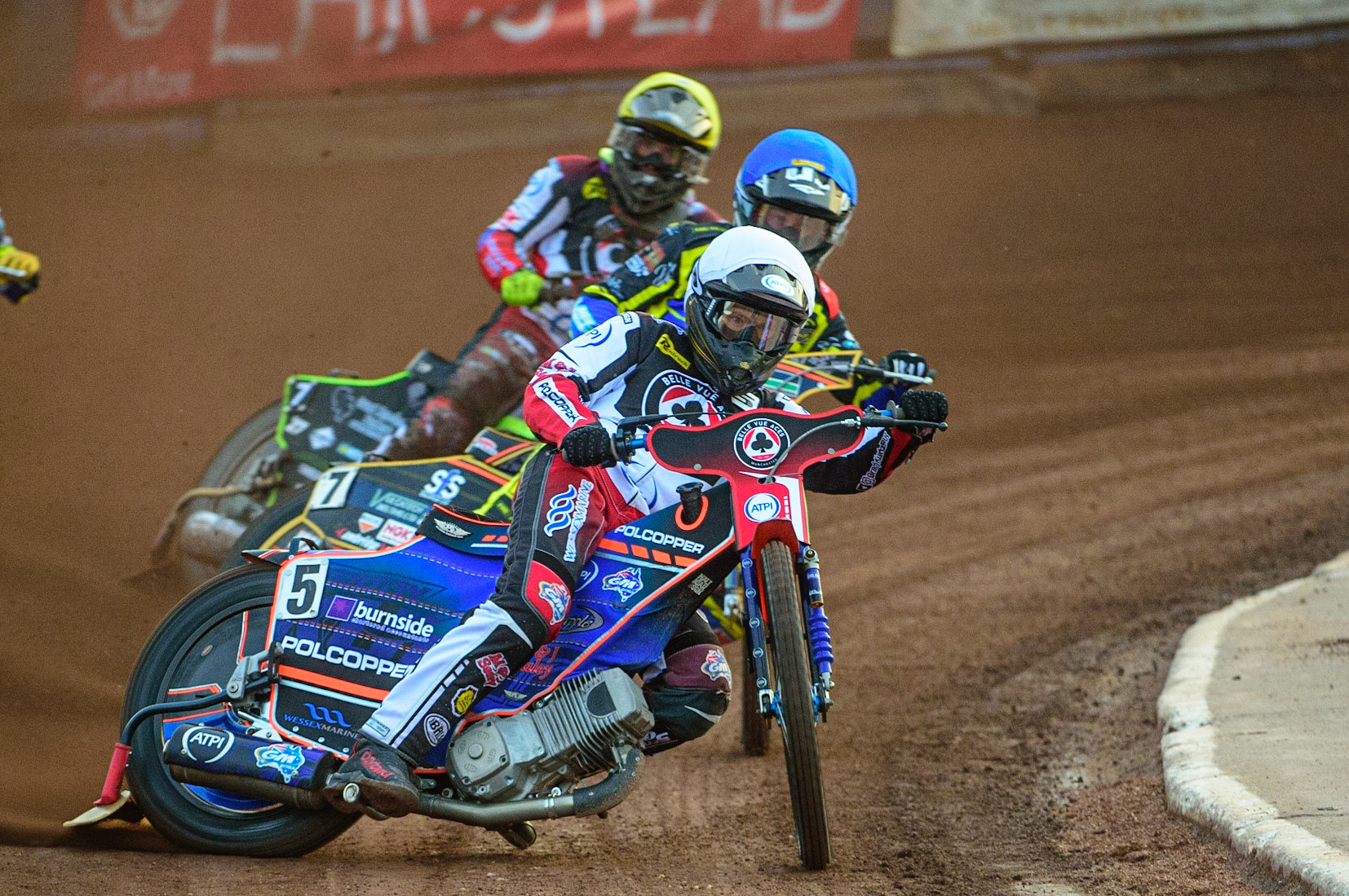 SHEFFIELD, UK. APR 14TH   Brady Kurtz (White) leads Connor Mountain  (Blue) and Tom Brennan  (Yellow) during the SGB Premiership League Cup match between Sheffield Tigers and Belle Vue Aces at Owlerton Stadium, Sheffield on Thursday 14th April 2022. (Credit: Ian Charles | MI News)