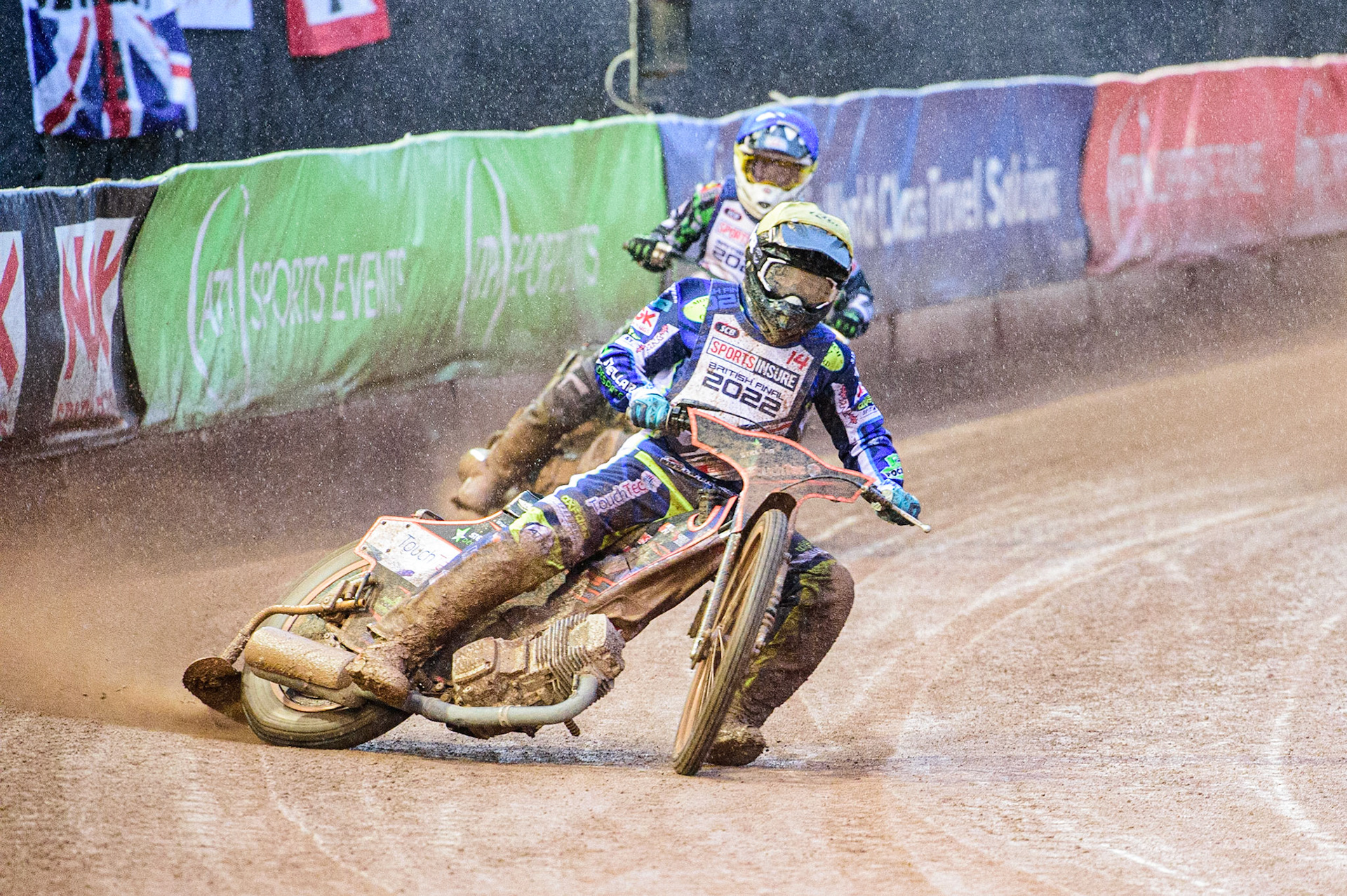 Scott Nicholls  (Yellow) leads Charles Wright  (Blue) during the Sports Insure British Speedway Championship Final at the National Speedway Stadium, Bellevue, Manchester, England on Monday 1st August 2022. (Photo by: Ian Charles | MI News)