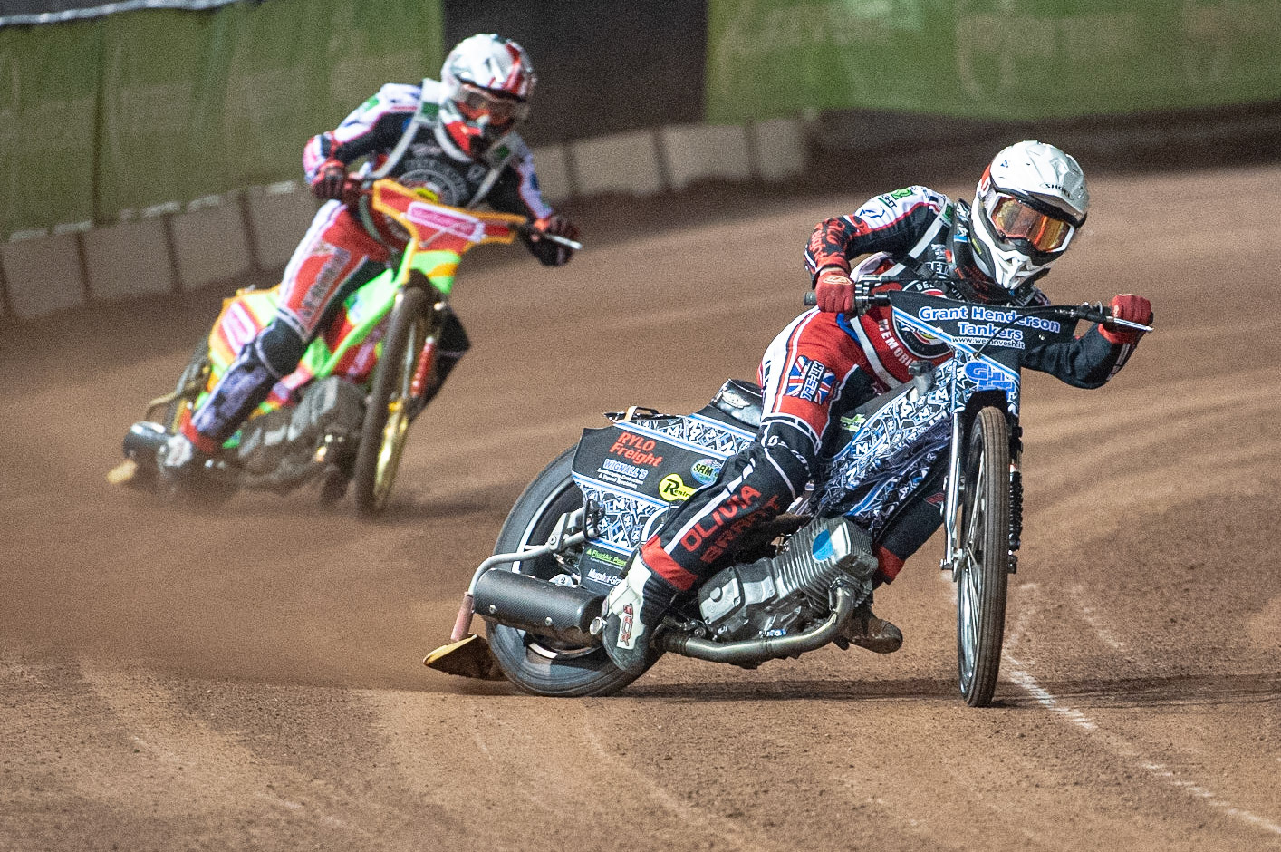 Photo: Ian CharlesThe reserves have a match race as Harry McGurk leads Ben WoodhullPeter Craven Memorial Trophy, National Speedway Stadium, Manchester Thursday  22  October  2020