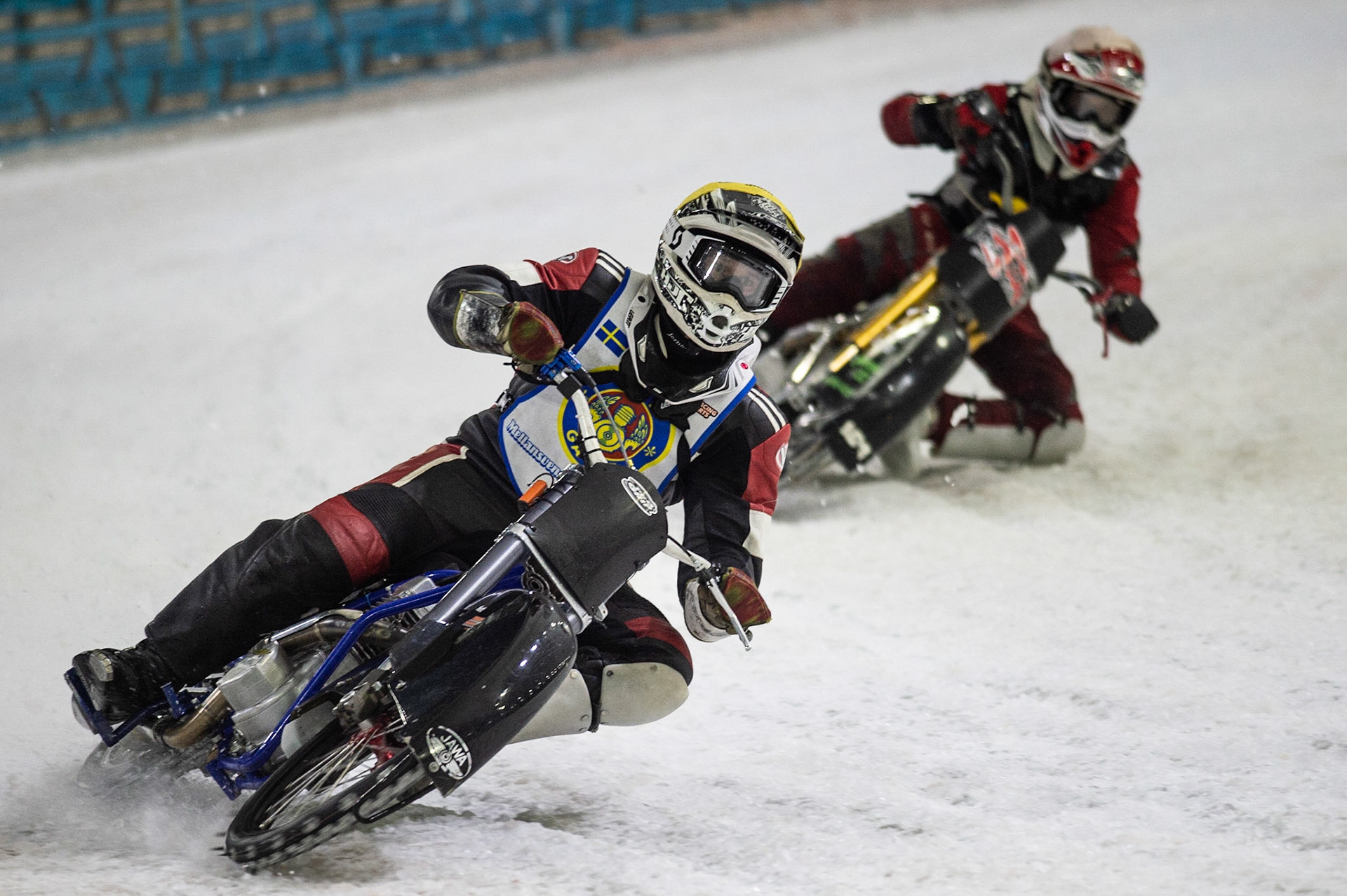 Photo: Ian Charles

Albin Lindblom (Yellow) leads Matti Isoaho (White)

Roelof Thijs Bokaal, Ice Rink Thialf, Heerenveen, Netherlands Friday  29  March  2019