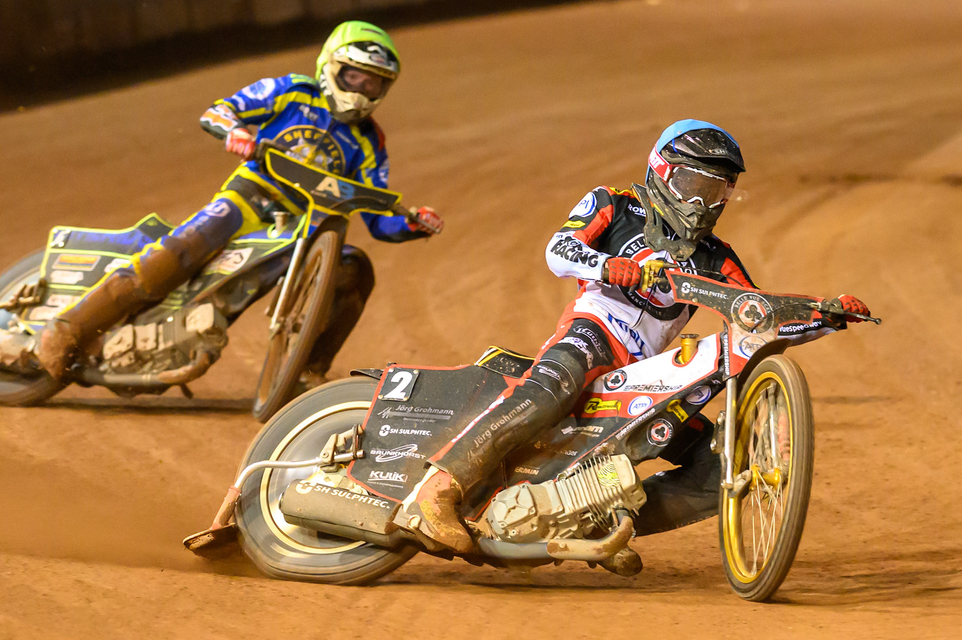 Norick Blödorn of Belle Vue Aces in Blue leading Jye Etheridge of Sheffield Tigers in Yellow during the Rowe Motor Oil Premiership match between Belle Vue Aces and Sheffield Tigers at the National Speedway Stadium, Manchester on Monday 14th September 2026. (Photo: Ian Charles | MI News)