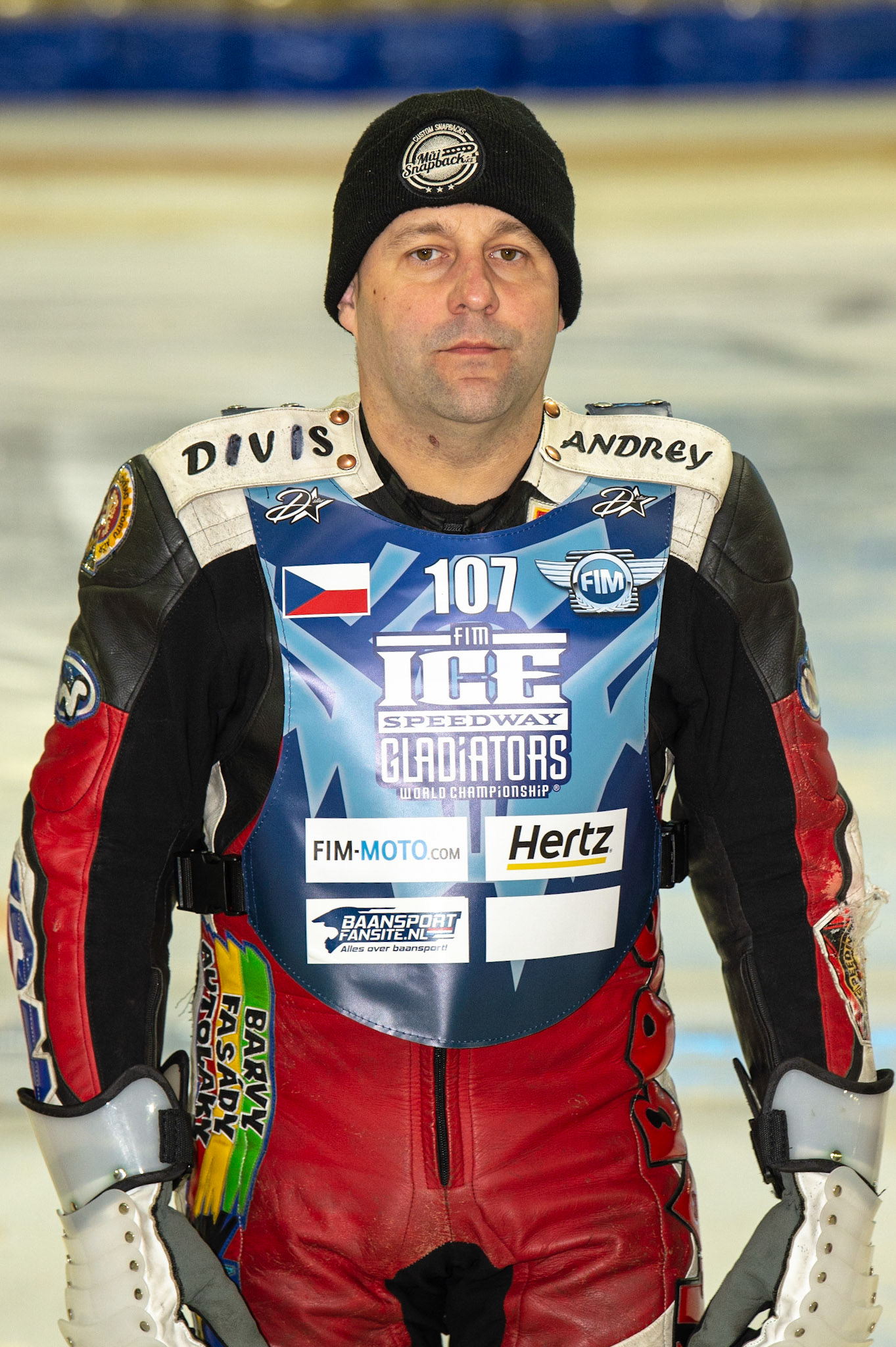 HEERENVEEN, NL. Andrej Divis (107) (Czech Republic) during the FIM Ice Speedway Gladiators World Championship Final 3 at Ice Rink Thialf, Heerenveen on Saturday  2 April 2022. (Credit: Ian Charles | MI News)