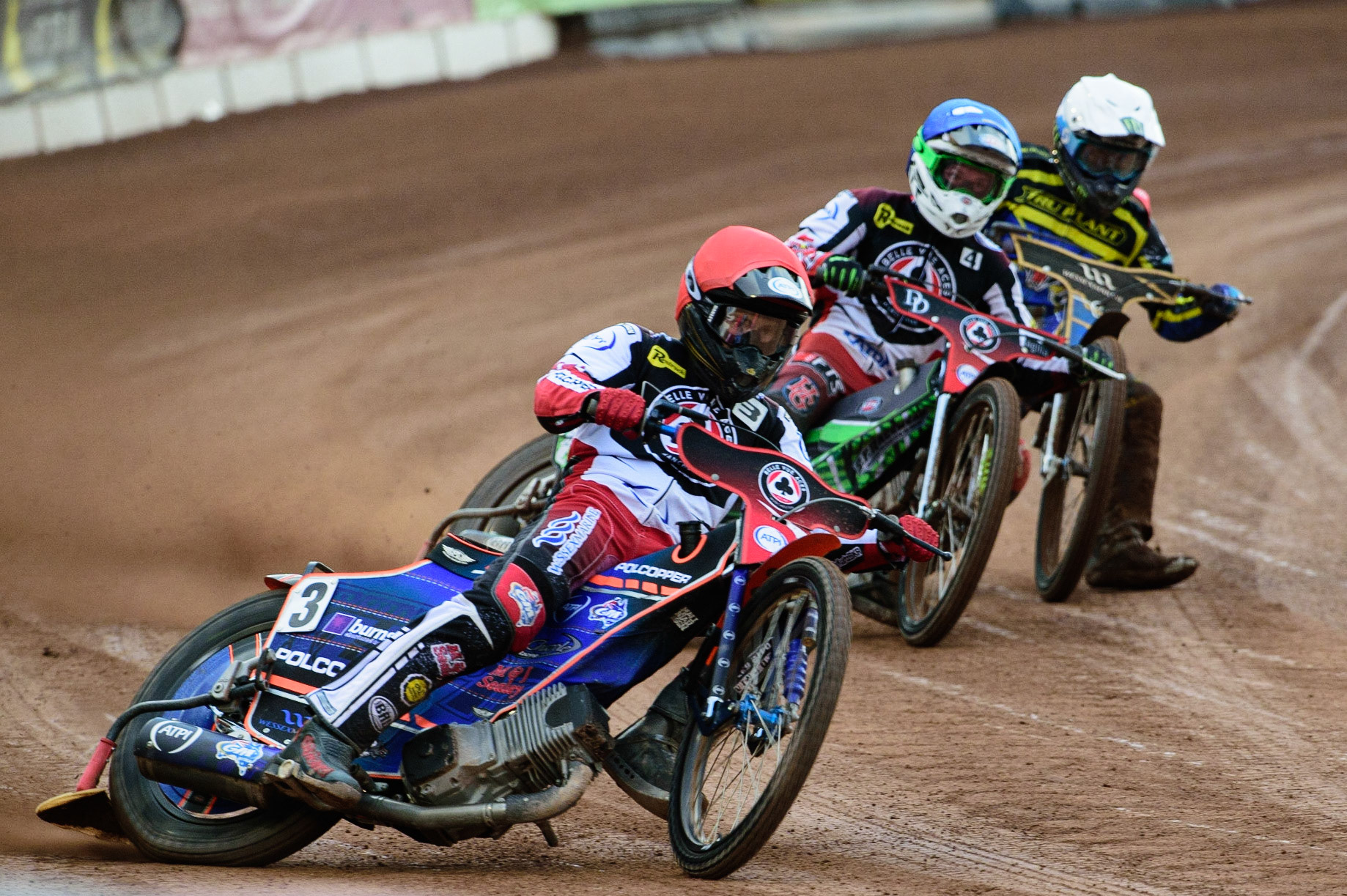 MANCHESTER, UK. JUL 5TH   Brady Kurtz  (Red) leads Charles Wright  (Blue) and Jack Holder  (White) during the SGB Premiership match between Belle Vue Aces and Sheffield Tigers at the National Speedway Stadium, Manchester on Tuesday 5th July 2022. (Credit: Ian Charles | MI News)