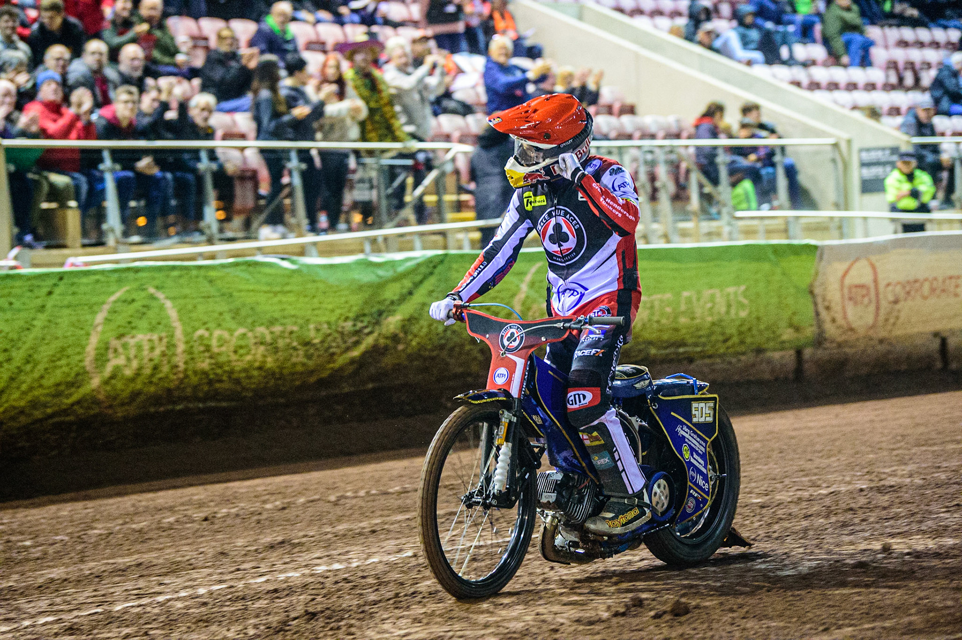 Robert Lambert acknowledges the fans after his heat win during the SGB Premiership Semi Final 2nd Leg between Belle Vue Aces and Ipswich Witches at the National Speedway Stadium, Manchester on Monday 3rd October 2022. (Credit: Ian Charles | MI News)