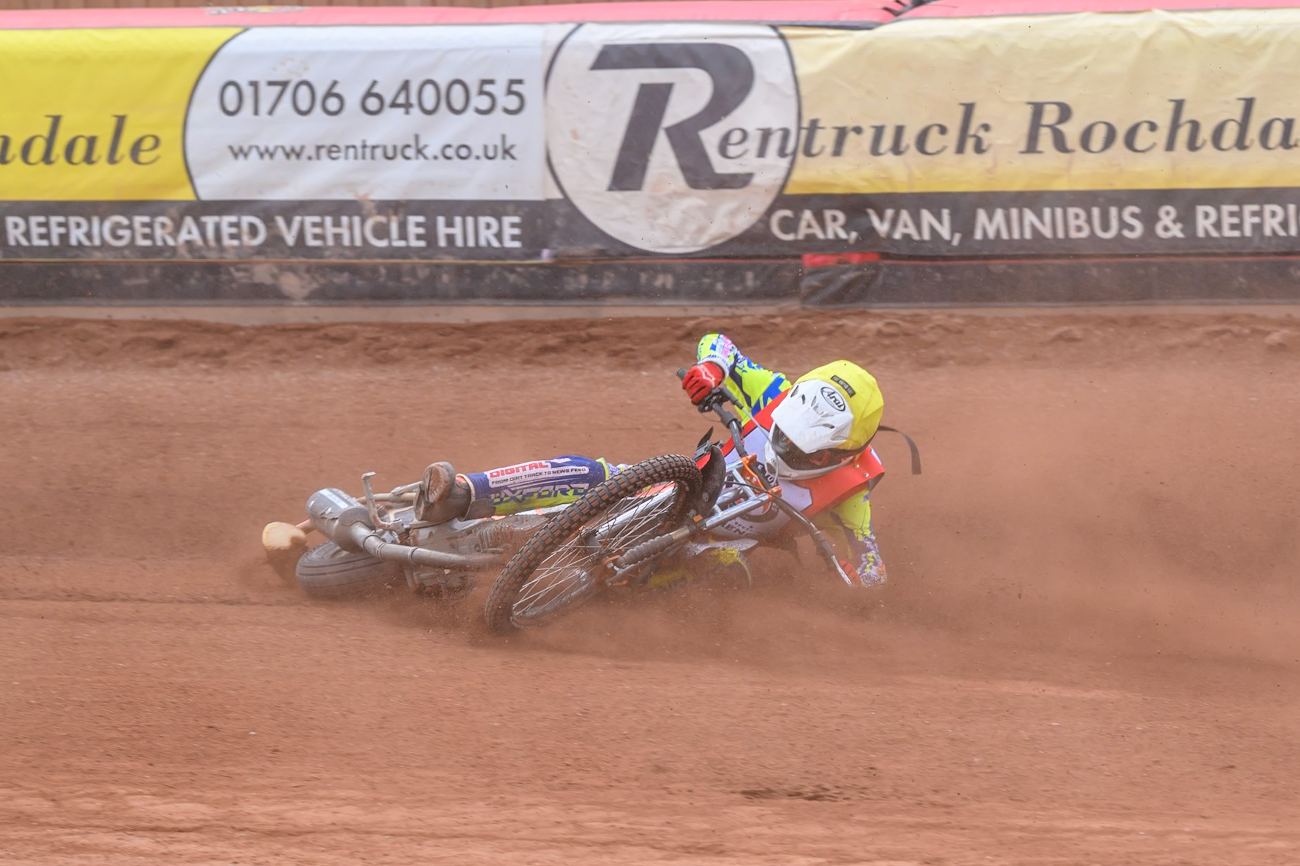 JR ASHWORTH &amp; SONS COLTS ACADEMY INDIVIDUALHarry Fletcher in Yellow rides inside Senna Summers in Blue before he slides off during the JR Ashworth &amp; Sons Colts Individual at the National Speedway Stadium, Manchester on Sunday 10th May 2026. (Photo: Ian Charles | MI News)