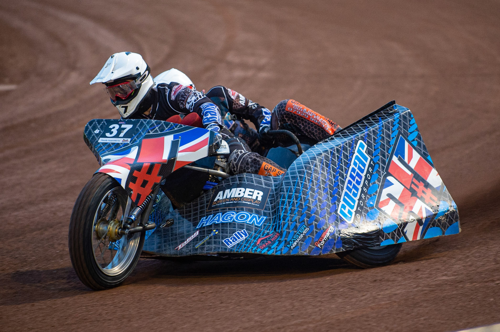 MANCHESTER, ENGLAND Mark Cossar & Carl Pugh (37) practice  during the  ACU Sidecar Speedway Manchester Masters,  Belle Vue National Speedway Stadium, Manchester Saturday 12 October 2019 (Credit: Ian Charles | MI New