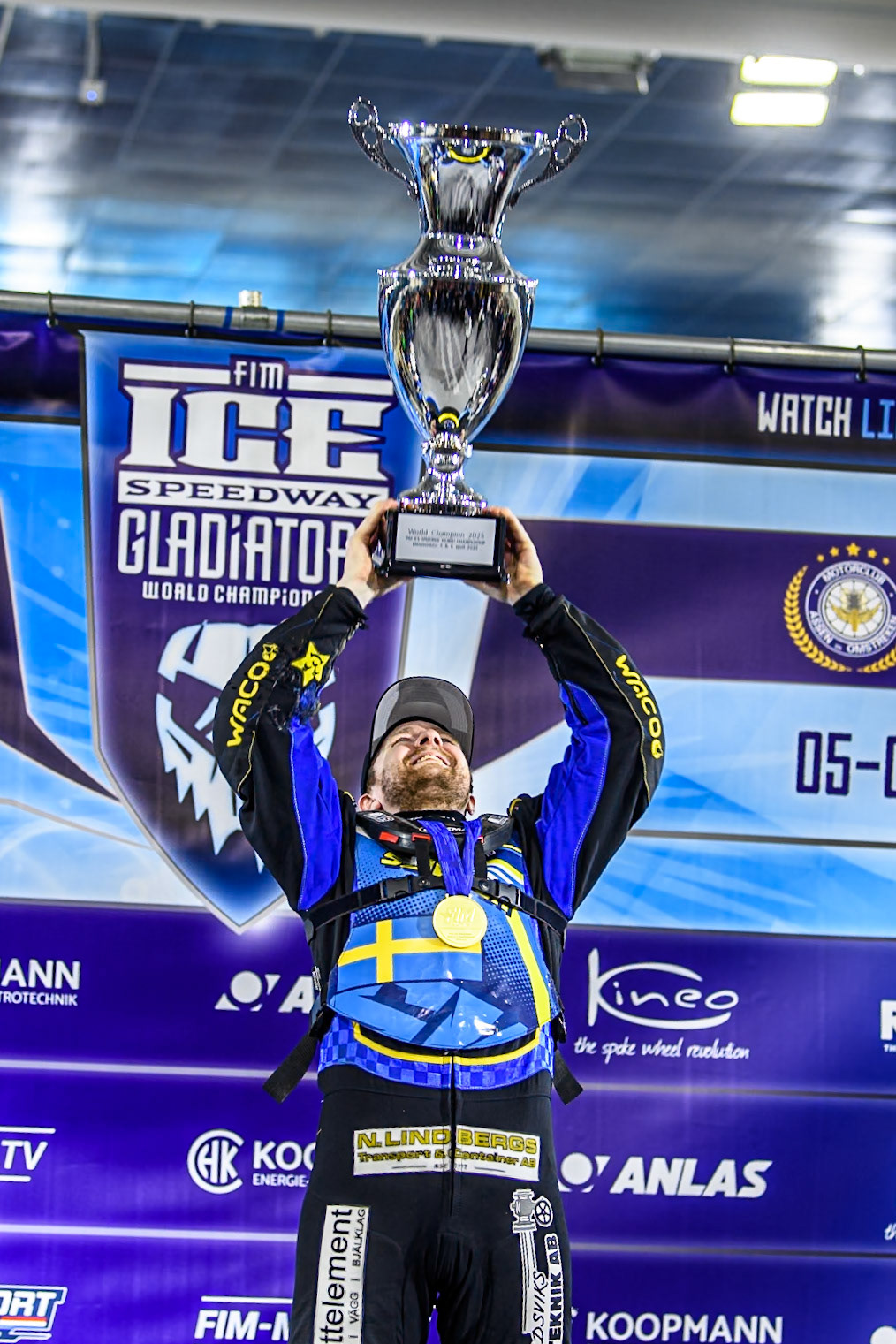 Martin Haarahiltunen lifted the Trophyduring the FIM Ice Speedway Gladiators World Championship, Final 4 at the Ice Stadium, Thialf, Heerenveen on Sunday 6th April 2025. (Photo: Ian Charles | MI News)