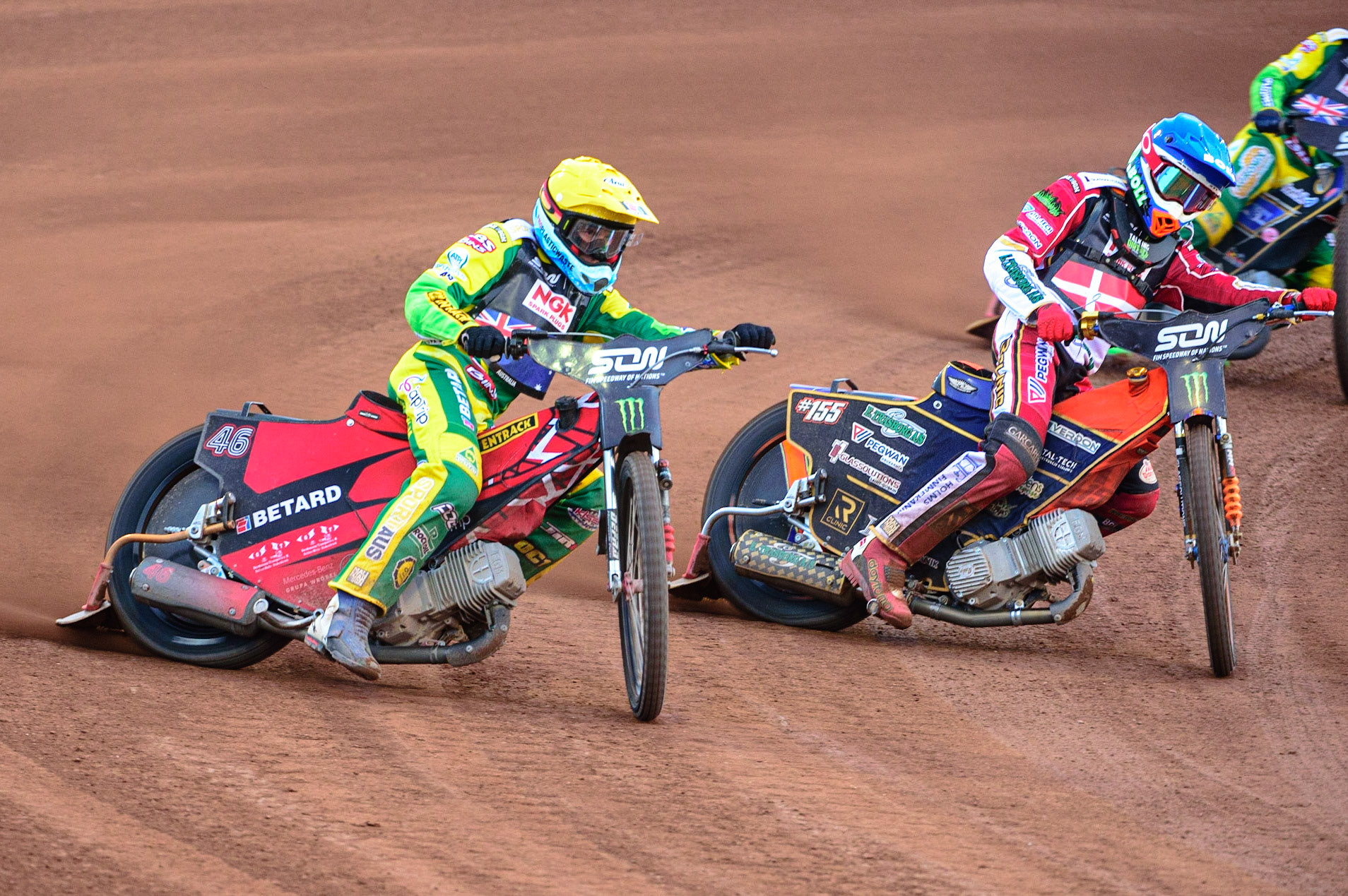MANCHESTER, UK. OCT 16TH Mikkel Michelsen of Denmark (Blue) passes Max Fricke of Australia (Yellow) on the inside during the Monster Energy FIM Speedway of Nations at the National Speedway Stadium, Manchester on Saturday  16th October 2021. (Credit: Ian Charles | MI News)