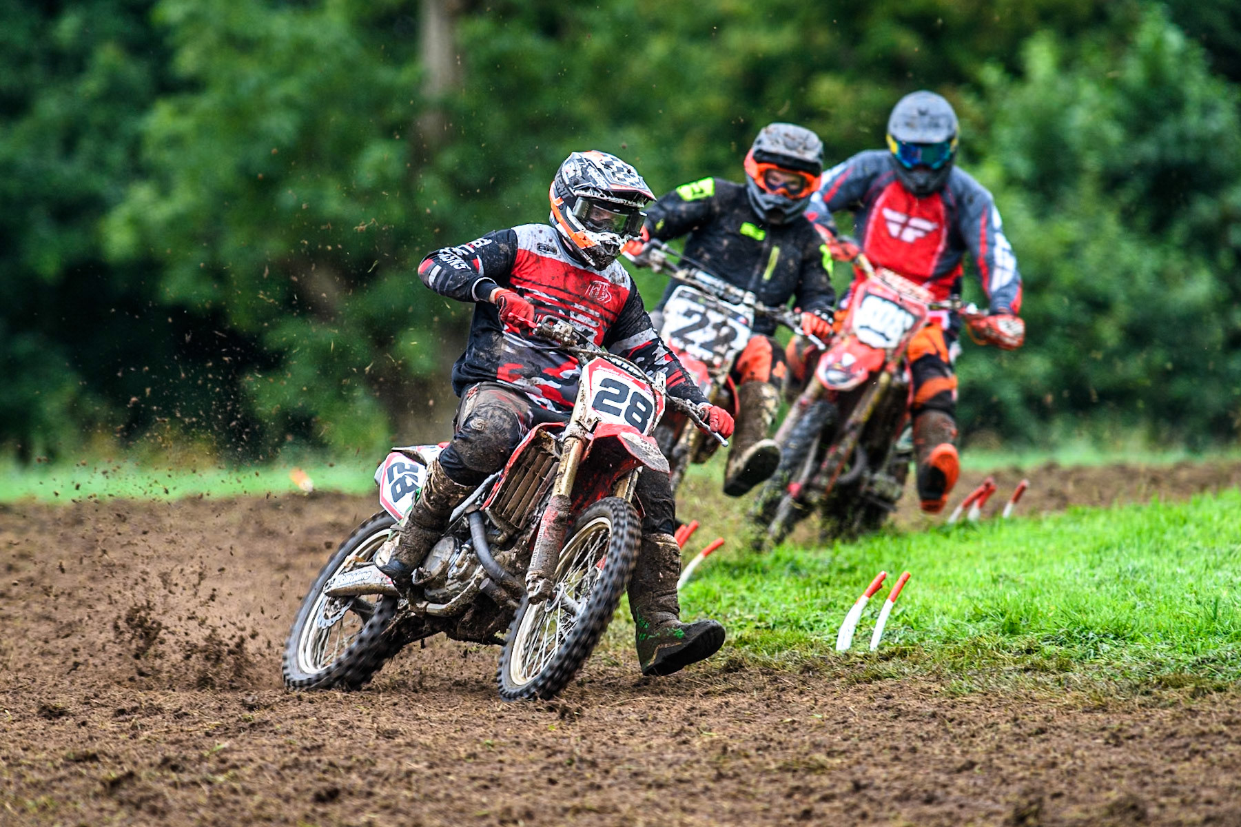 Jonathan Dowd (28) leading John Thompson (22) and Jon Dowd Snr (808) in the Adult Motocross Support Class during the ACU British Upright Championships at Woodhouse Lance, Gawsworth, Cheshire on Sunday 8th September 2024. (Photo: Ian Charles | MI News)