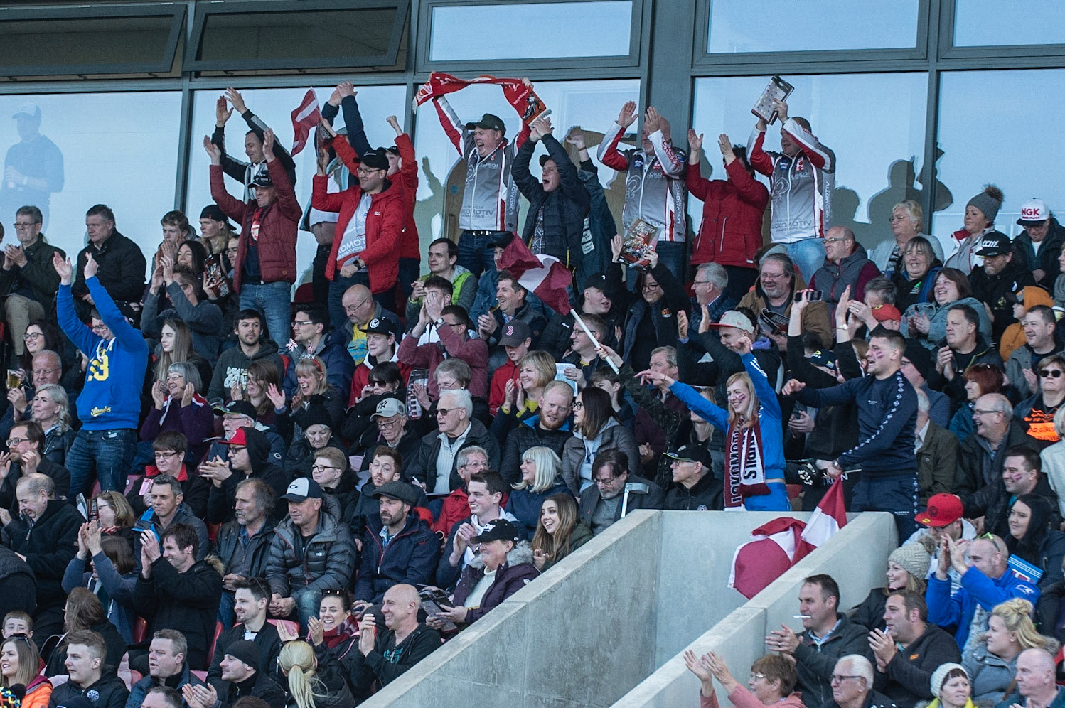Photo: Ian Charles

Latvian fans celebrate

Monster Energy FIM Speedway Of Nations, Race Off 2, Belle Vue National Speedway Stadium, Manchester 7 May  2019