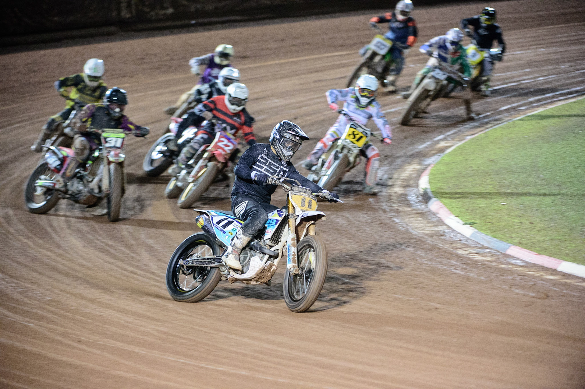 MANCHESTER, UK. OCT 30TH   Gary Birtwistle (11) leads the pack during the Manchester Masters Sidecar Speedway and Flat Track Racing at the National Speedway Stadium, Manchester on Saturday 30th October 2021. (Credit: Ian Charles | MI News)