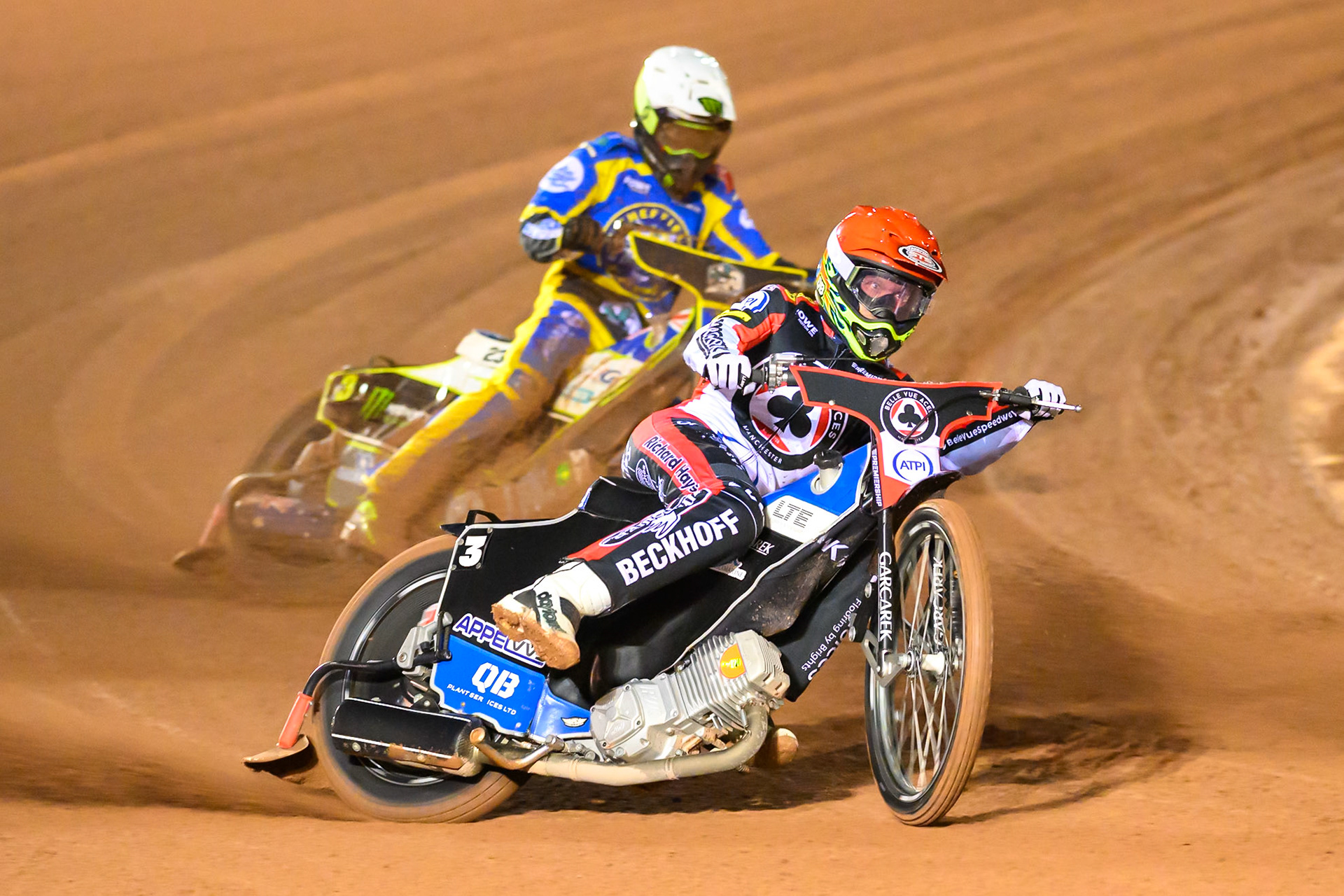 Nicolai Klindt, Guest Rider for Belle Vue Aces in Red leading Chris Holder of Sheffield Tigers in White during the Rowe Motor Oil Premiership Grand Final 2nd Leg between Belle Vue Aces and Sheffield Tigers at the National Speedway Stadium, Manchester on Friday 16th October 2026. (Photo: Ian Charles | MI News)