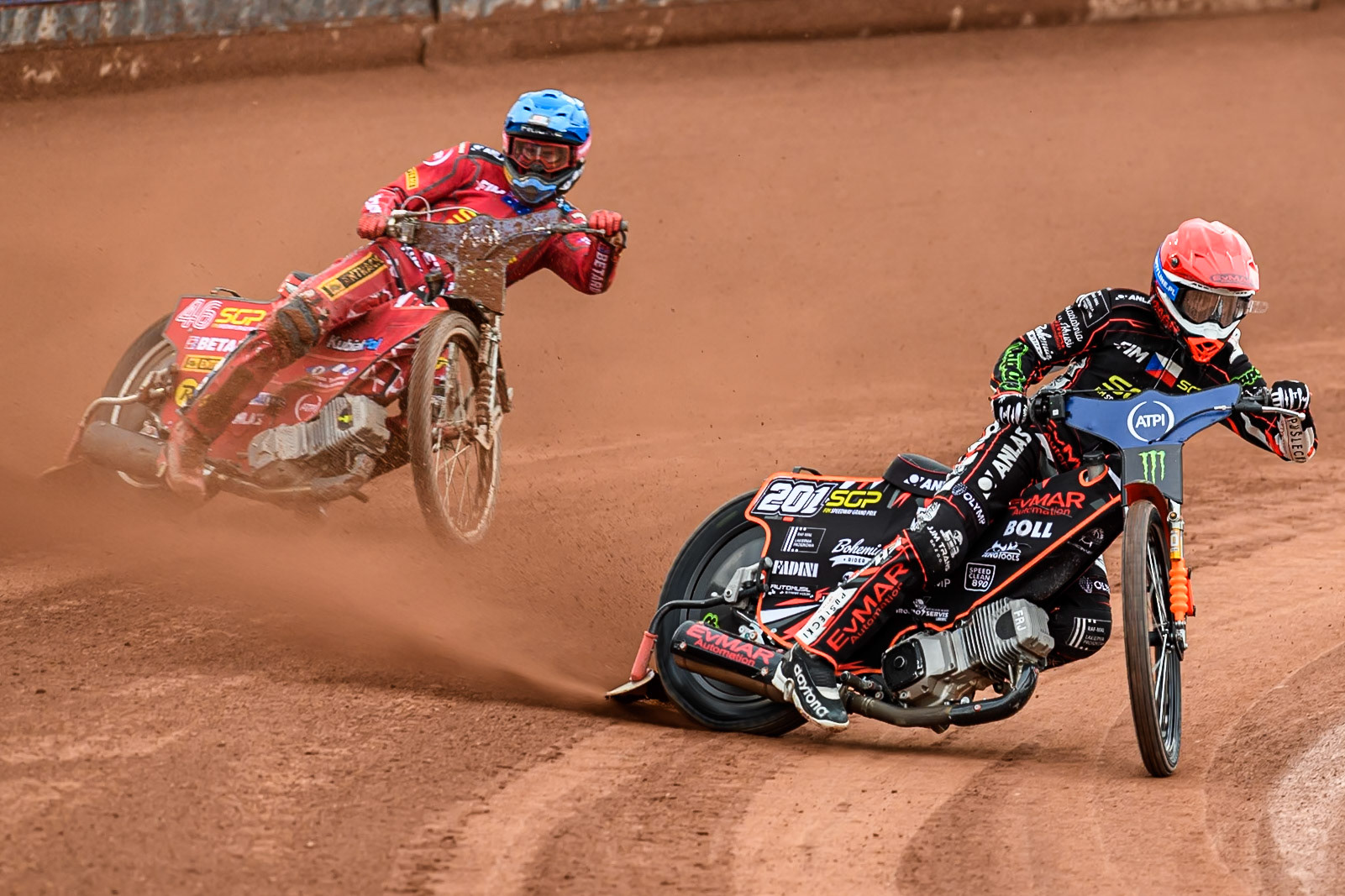 January Kvech (201) of Czech Republic in Red leading Max Fricke (46) of Australia in Blue during the ATPI FIM Speedway Grand Prix Round 4 at the National Speedway Stadium, Manchester, on Friday 13th June 2025. (Photo: Ian Charles | MI News)