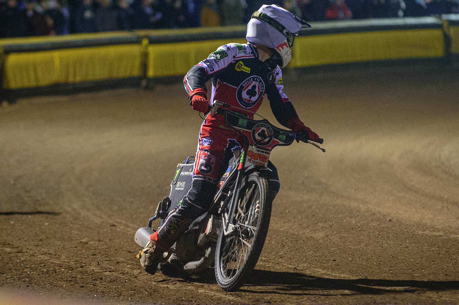 PETERBOROUGH, UK. OCT 14TH Dan Bewley  looks for his team mate after Heat 6 during the SGB Premiership Grand Final 2nd leg between Peterborough and Belle Vue Aces at East of England Showground, Peterborough on Thursday 14th October 2021. (Credit: Ian Charles | MI News)