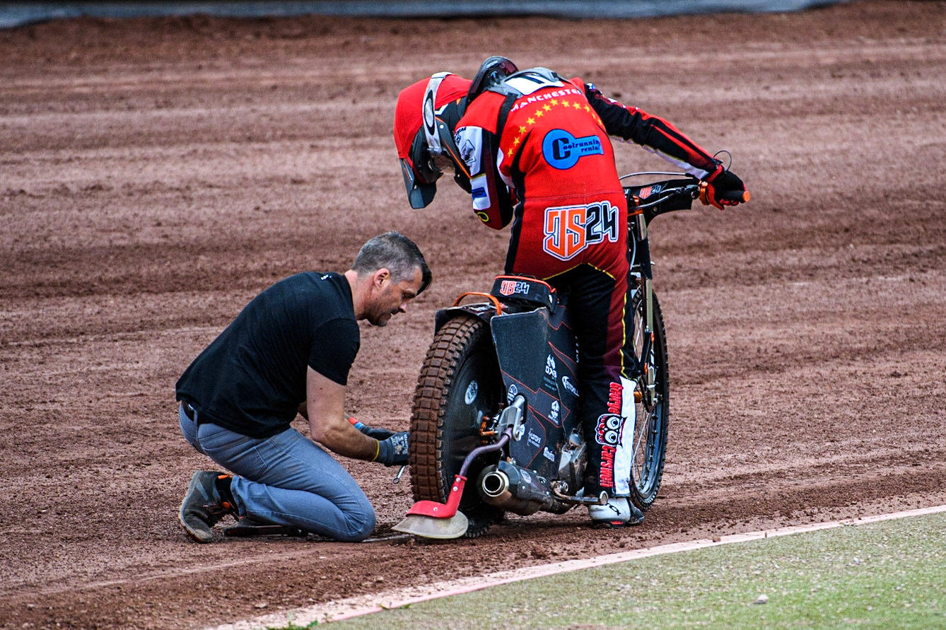 Jack Smith has some last minute adjustments to his bike during the National Development League match between Belle Vue Colts and Mildenhall Fens Tigers at the National Speedway Stadium, Manchester on Friday 26th May 2023. (Photo: Ian Charles | MI News)