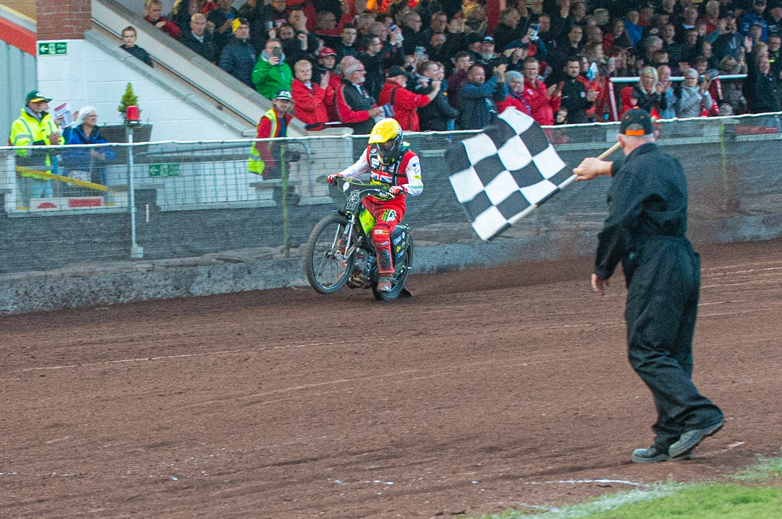 Photo by Ian Charles:

Craig Cook takes the heat win, winning the qualifier with a maximum 15 points 

FIM Speedway Grand Prix World Championship - Qualifying Round 1, Peugeot Ashfield Stadium, Glasgow, 8 June 2019