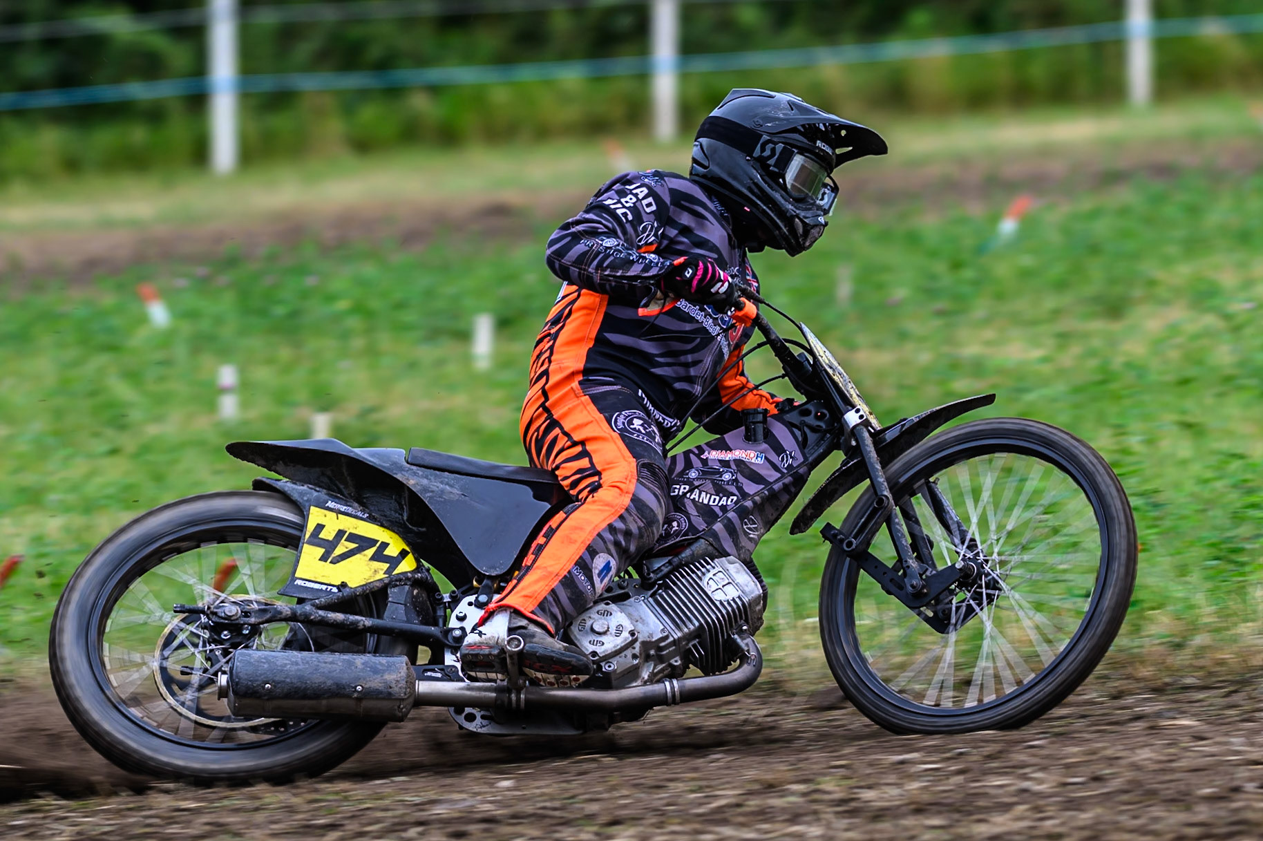 Jack Roberts (474) in action in the 500cc Class during the ACU Northern Grass Track Riders Championship at Cheshire Grass Track Club, Frog Lane, Knutsford, Cheshire on Sunday 20th July 2025. (Photo: Ian Charles | MI News)