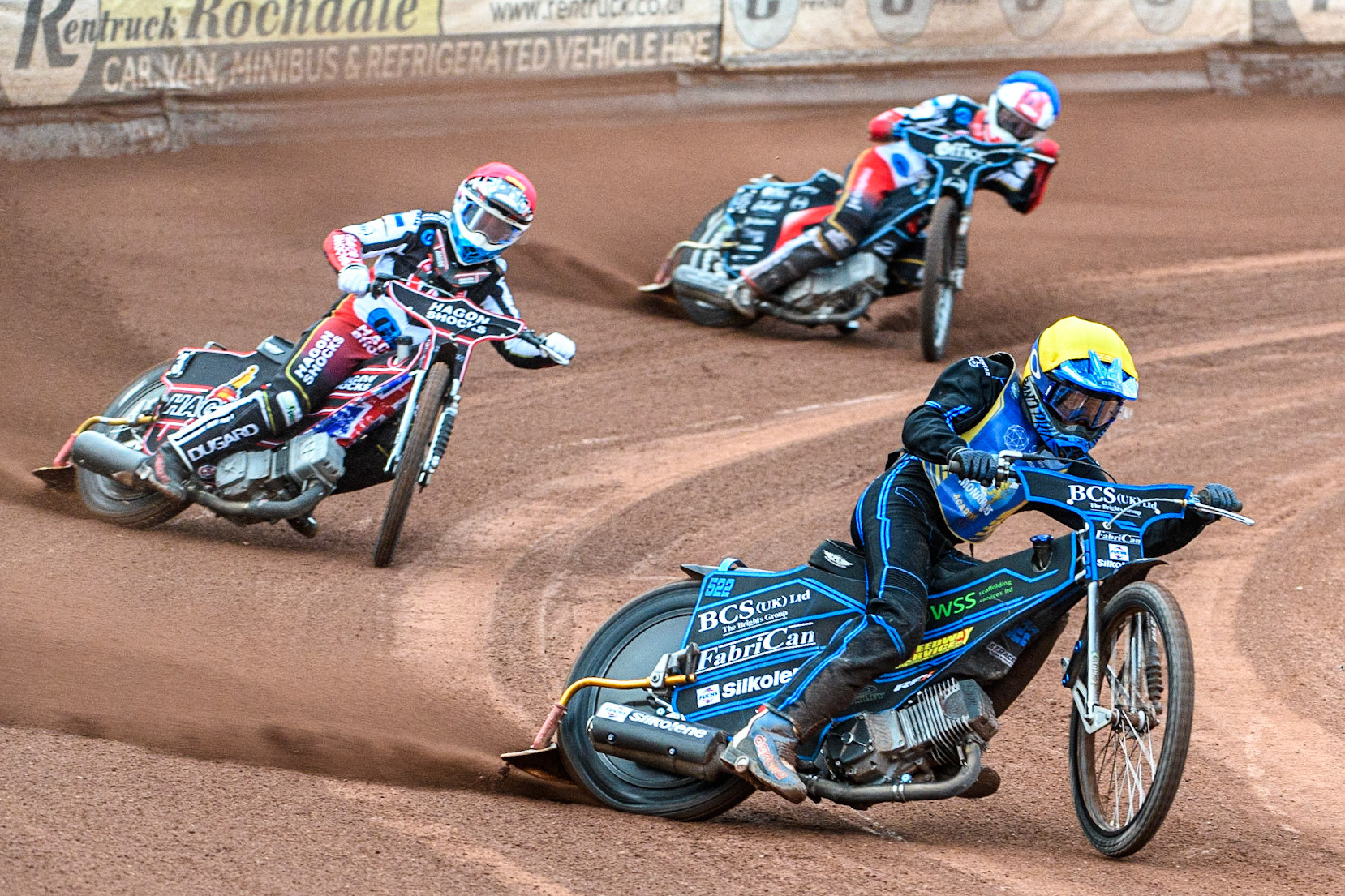 Ashton Boughen (Yellow) leads Sam Hagon (Red) and Freddy Hodder (Blue) during the National Development League match between Belle Vue Colts and Edinburgh Monarchs Academy at the National Speedway Stadium, Manchester on Friday 21st July 2023. (Photo: Ian Charles | MI News)