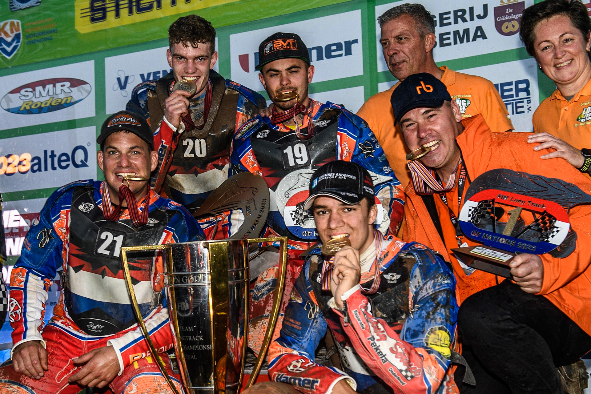 The victorious Netherlands Team: Clockwise from Top:Mika Meijer (28), Romano Hummel (190, Dutch Team Manager Patrick Roth, Dave Meijerink, (20), Jannick de Jong (21) during the FIM Long Track Of Nations event at the Speed Centre Roden on Sunday 24th September 2023. (Photo: Ian Charles | MI News)