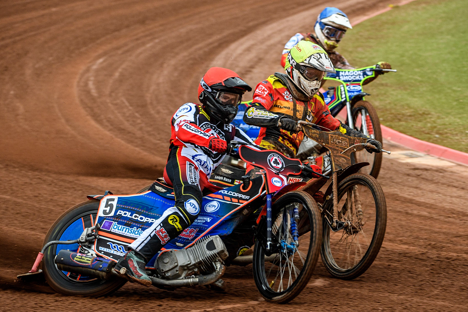 Brady Kurtz (Red) outside Dan Thompson   (Yellow) and Jake Mulford   (Blue)  during the SGB Premiership match between Belle Vue Aces and Leicester Lions at the National Speedway Stadium, Manchester on Monday 1st May 2023. (Photo: Ian Charles | MI News)